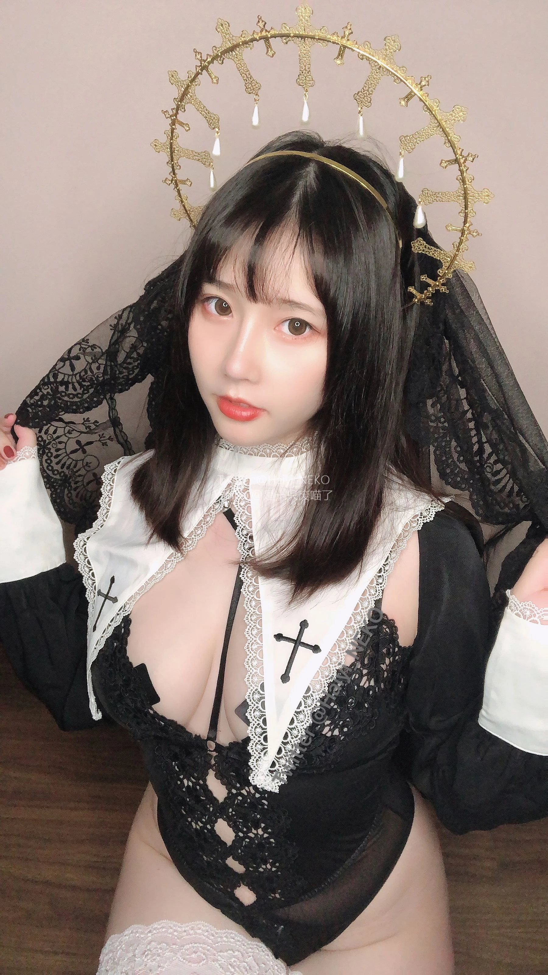 [正妹]周雨萌藝術攝影大師作：周雨萌火辣於室內釋放翹臀韻味大圖演繹 - 26