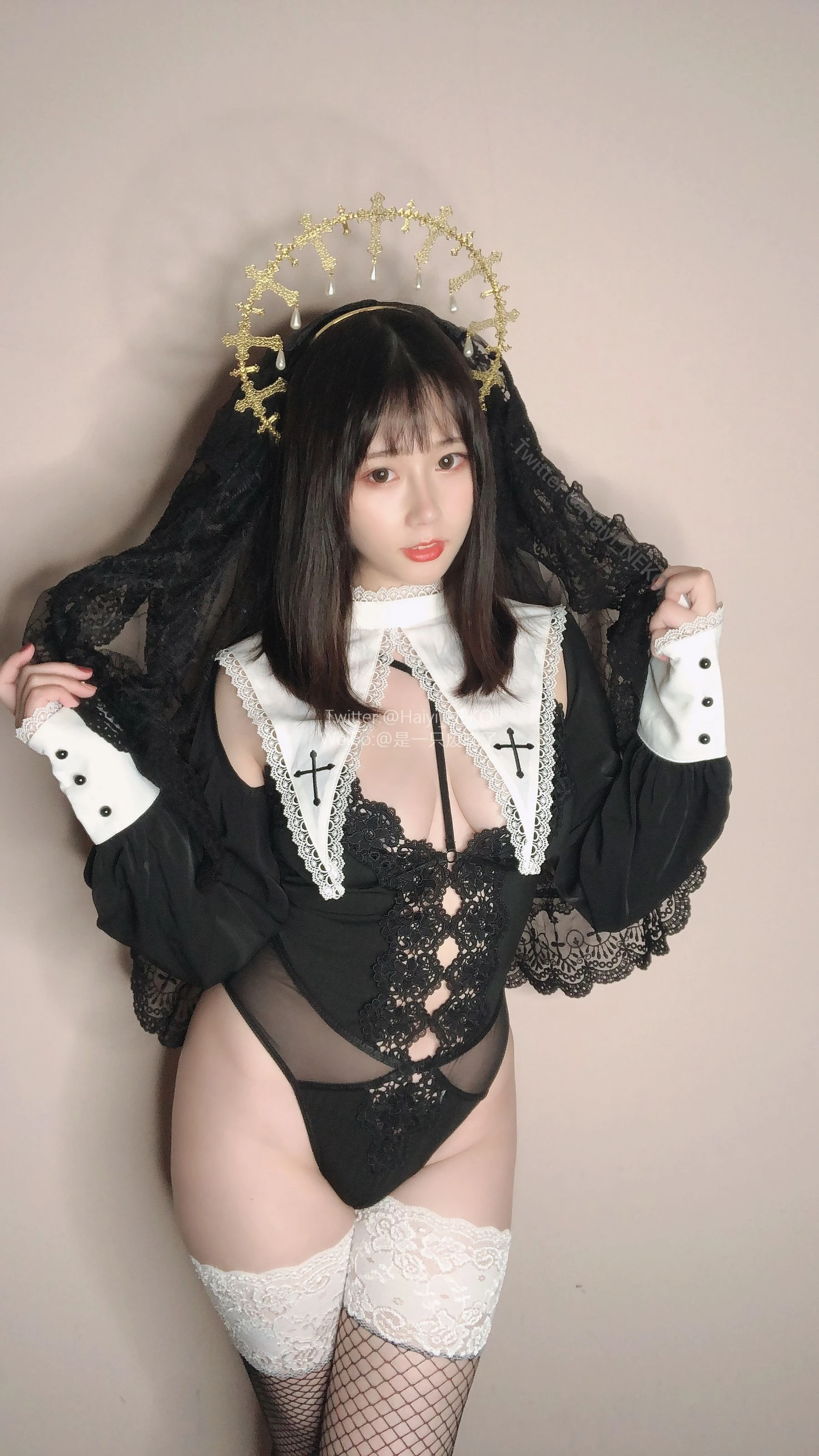 [正妹]周雨萌藝術攝影大師作：周雨萌火辣於室內釋放翹臀韻味大圖演繹 - 4