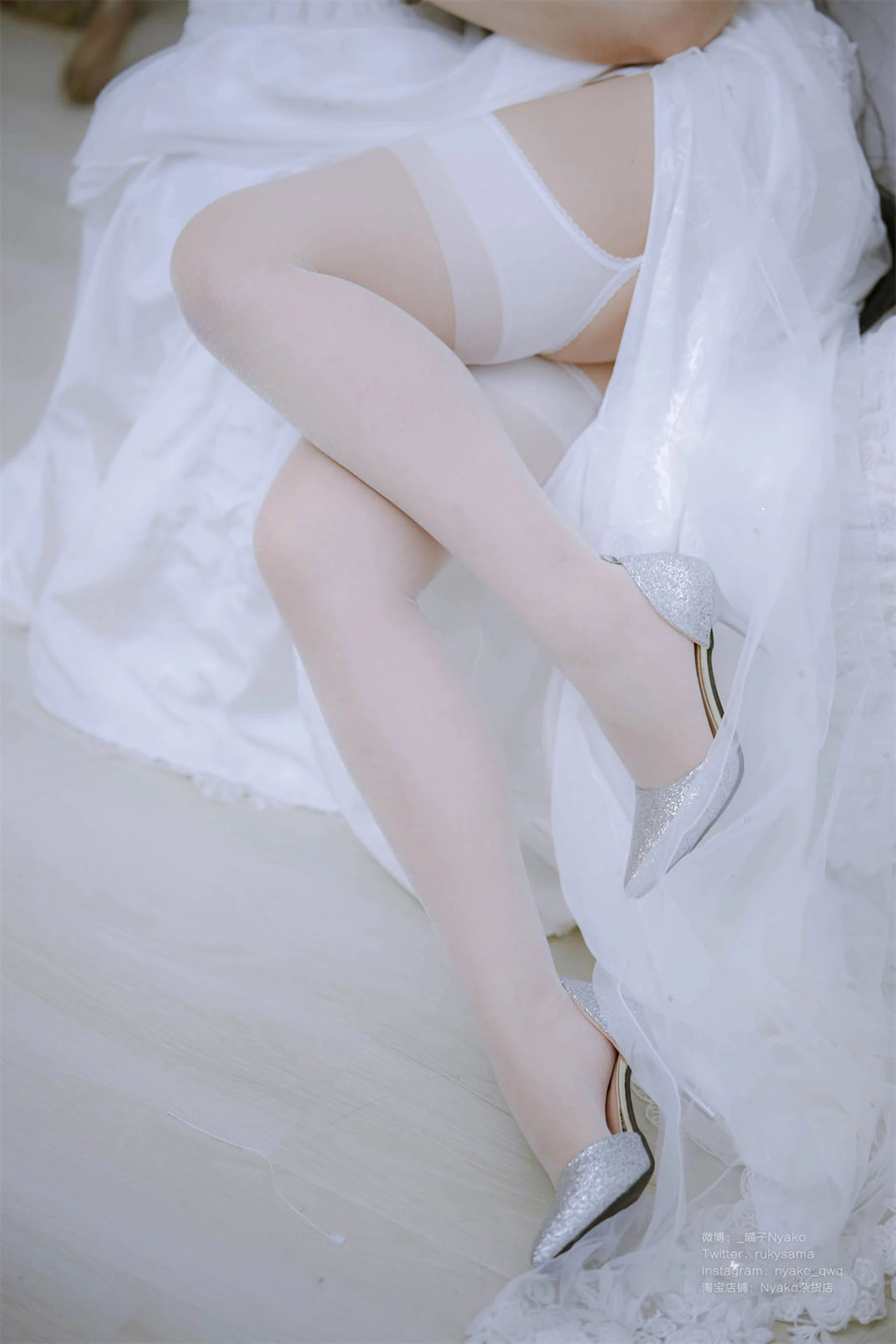 [正妹]周思琪美圖攝影大師作：周思琪優雅於自然光釋放長腿風情超清演繹 - 6