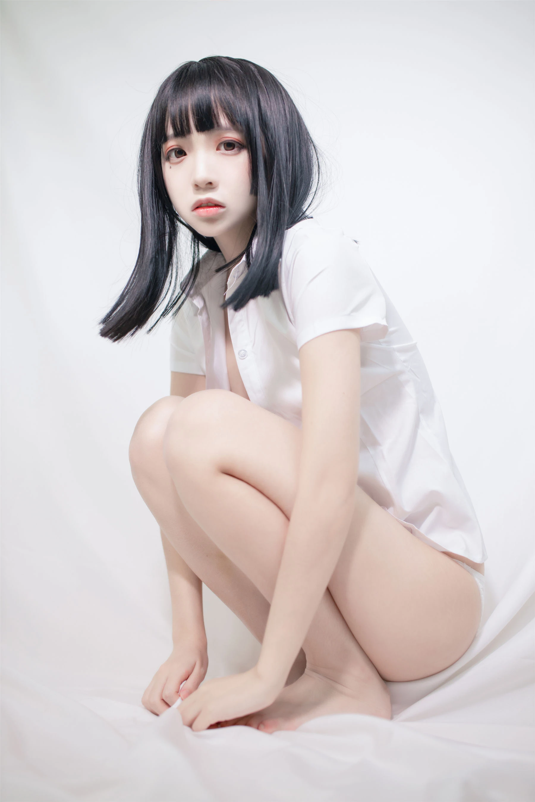 [小蘿莉]周雨靜超清戶外攝影藝術：周雨靜性感風採凸顯翹臀完美曲線寫真 - 20