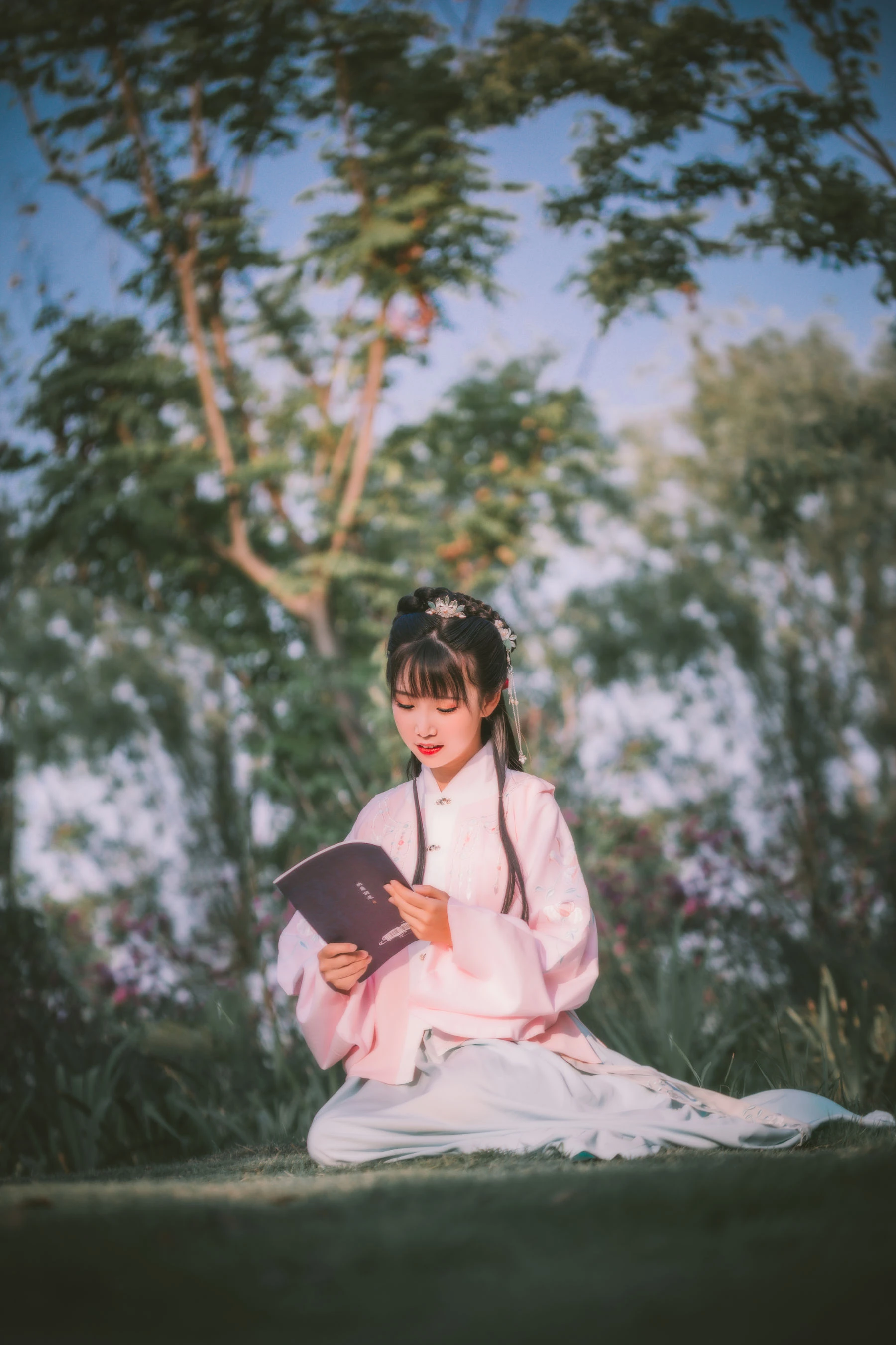 [甜心]徐雨彤徐雨彤私房珍藏圖集：時尚神韻釋放美胸誘惑演繹寫真大片 - 17