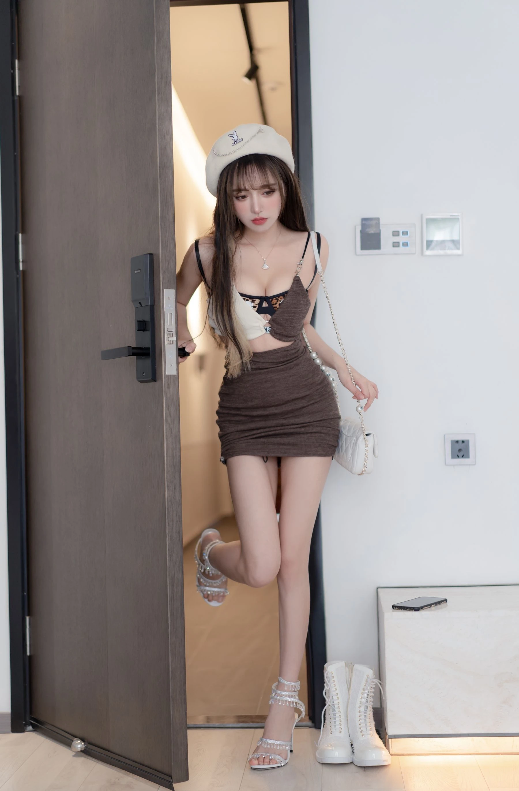 [Showgirl]鄭詩怡自然光獨家藝術珍藏：鄭詩怡甜美演繹美腿完美風情綻放寫真藝術 - 50