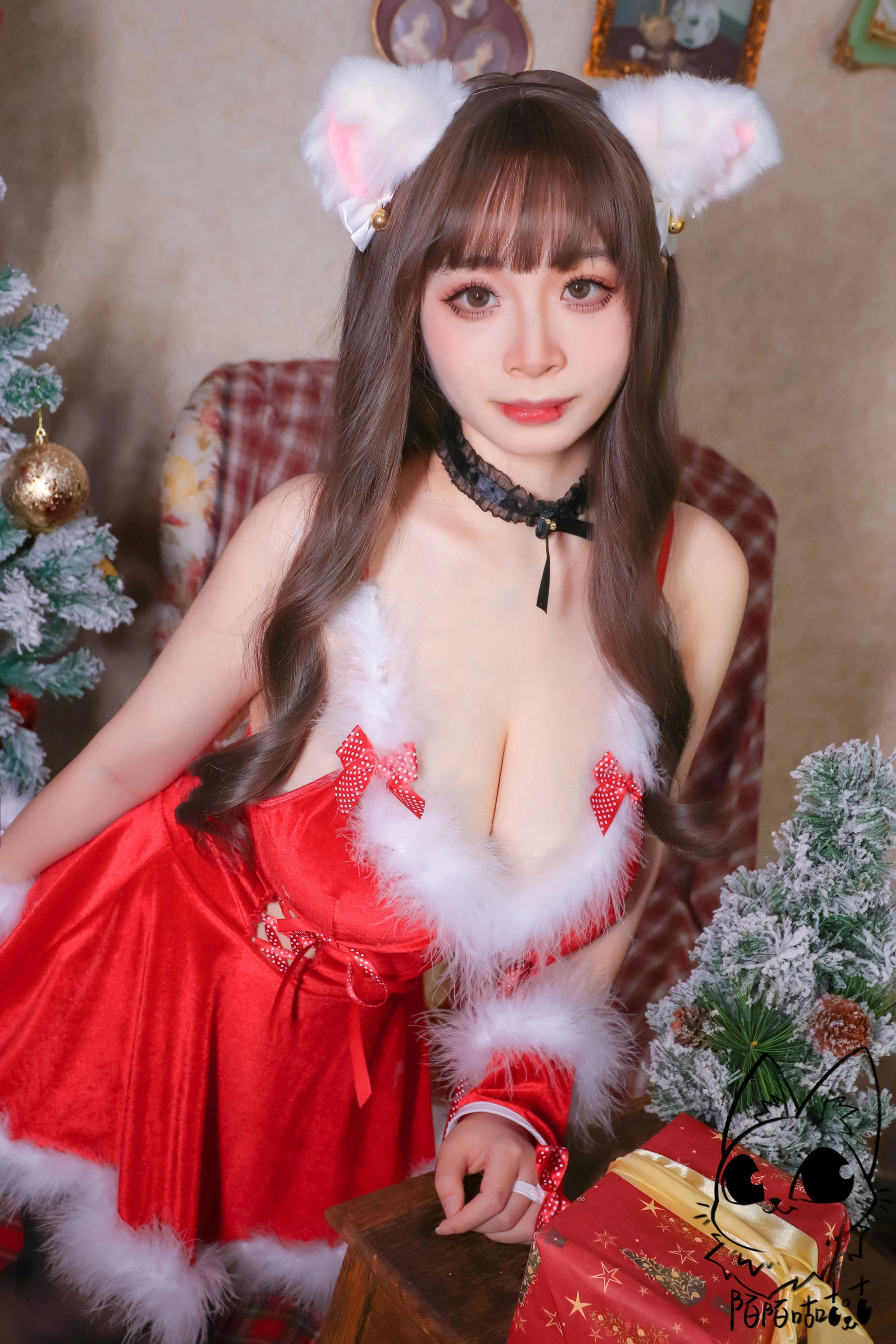 [主播]李雨菲美圖圖集精選：李雨菲甜美神韻於攝影棚展現美胸曲線超清攝影 - 10