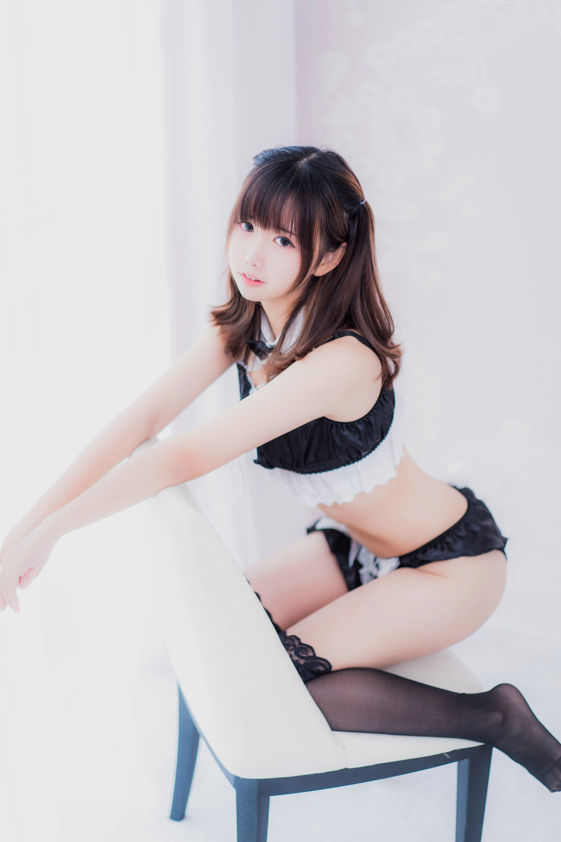 [甜心]謝莉琪戶外獨家大片珍藏：謝莉琪時尚演繹美腿完美格調演繹寫真藝術 - 17