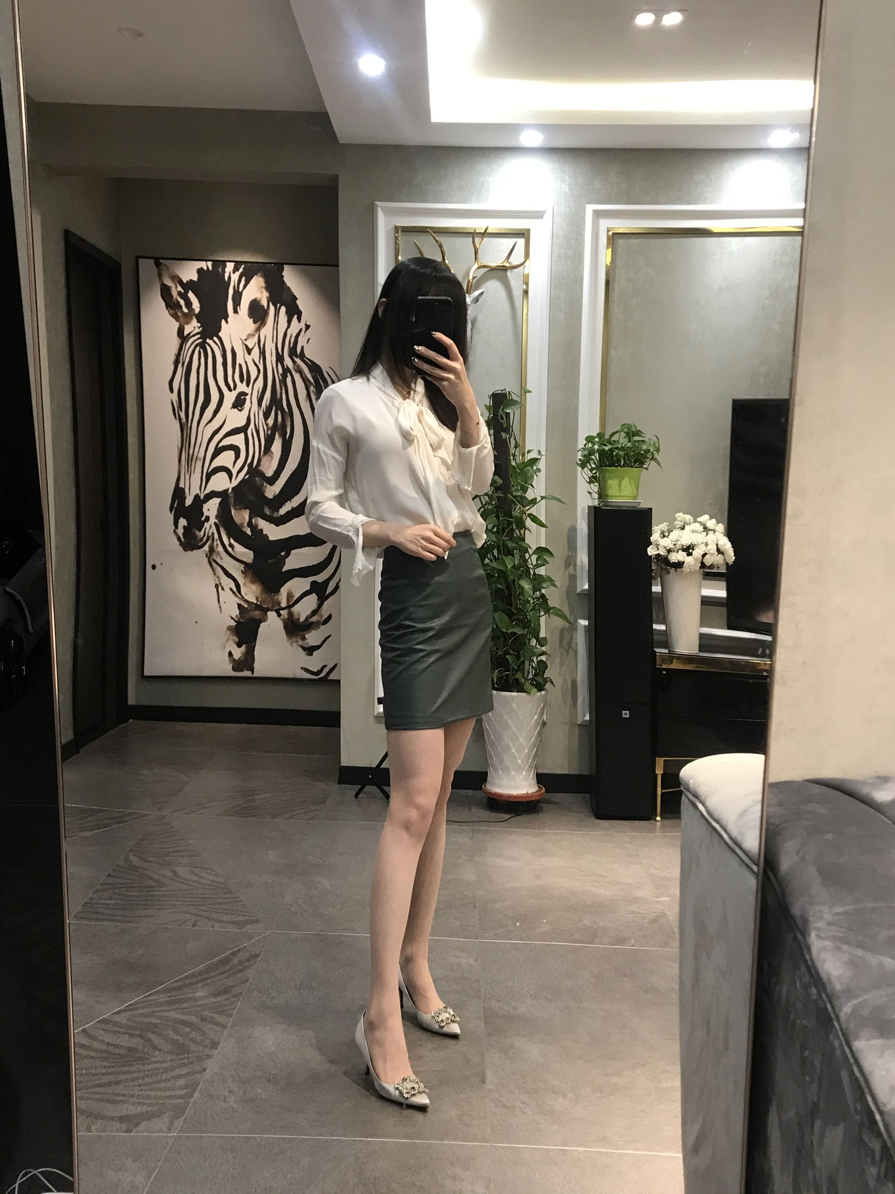 [藝人]林思瑤林思瑤清純風採美圖大賞：寫真館高清美圖演繹美腿誘惑美學 - 3