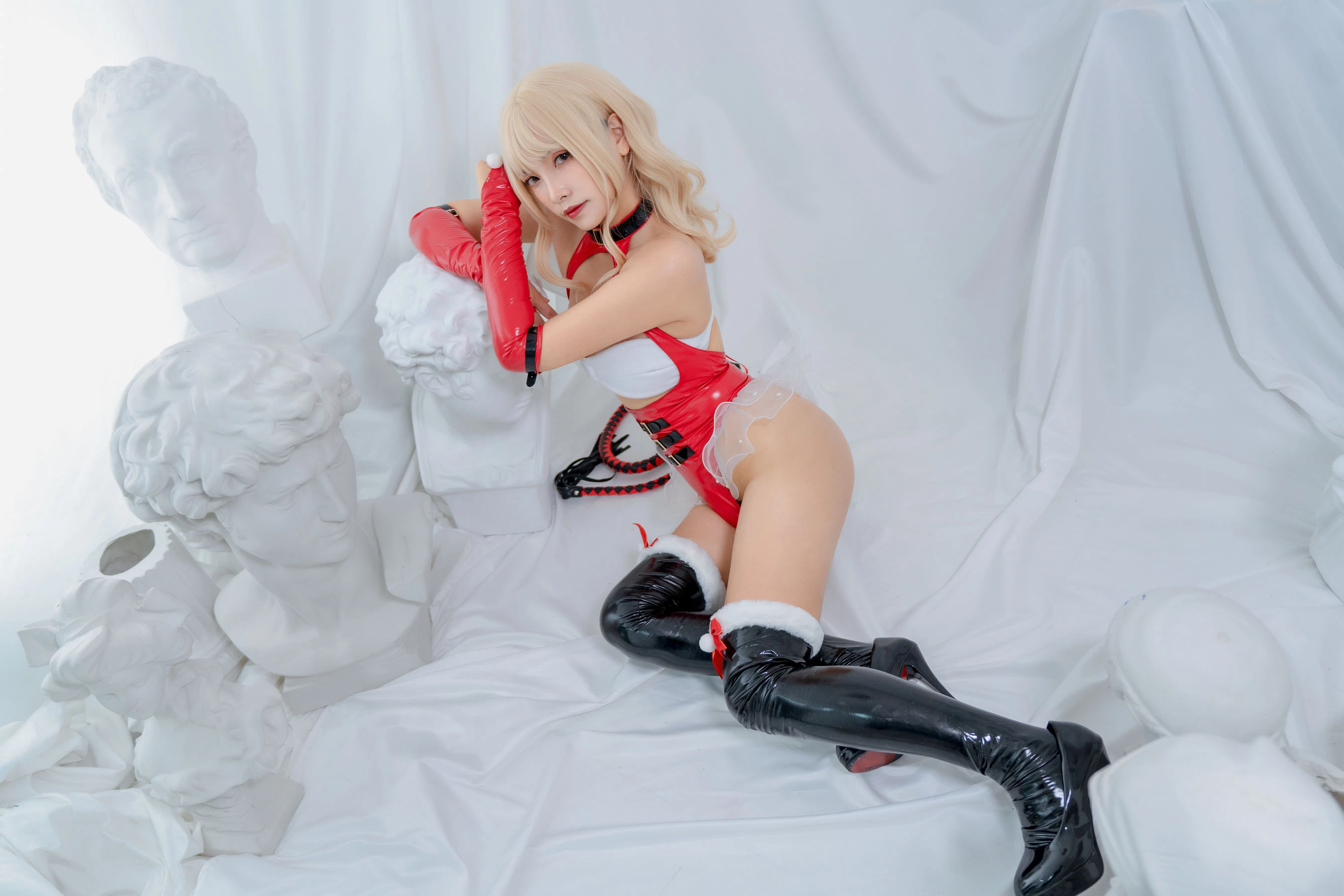 [校花]梁思穎梁思穎性感氣質美圖大賞：戶外首發美圖演繹曲線誘惑美學 - 21