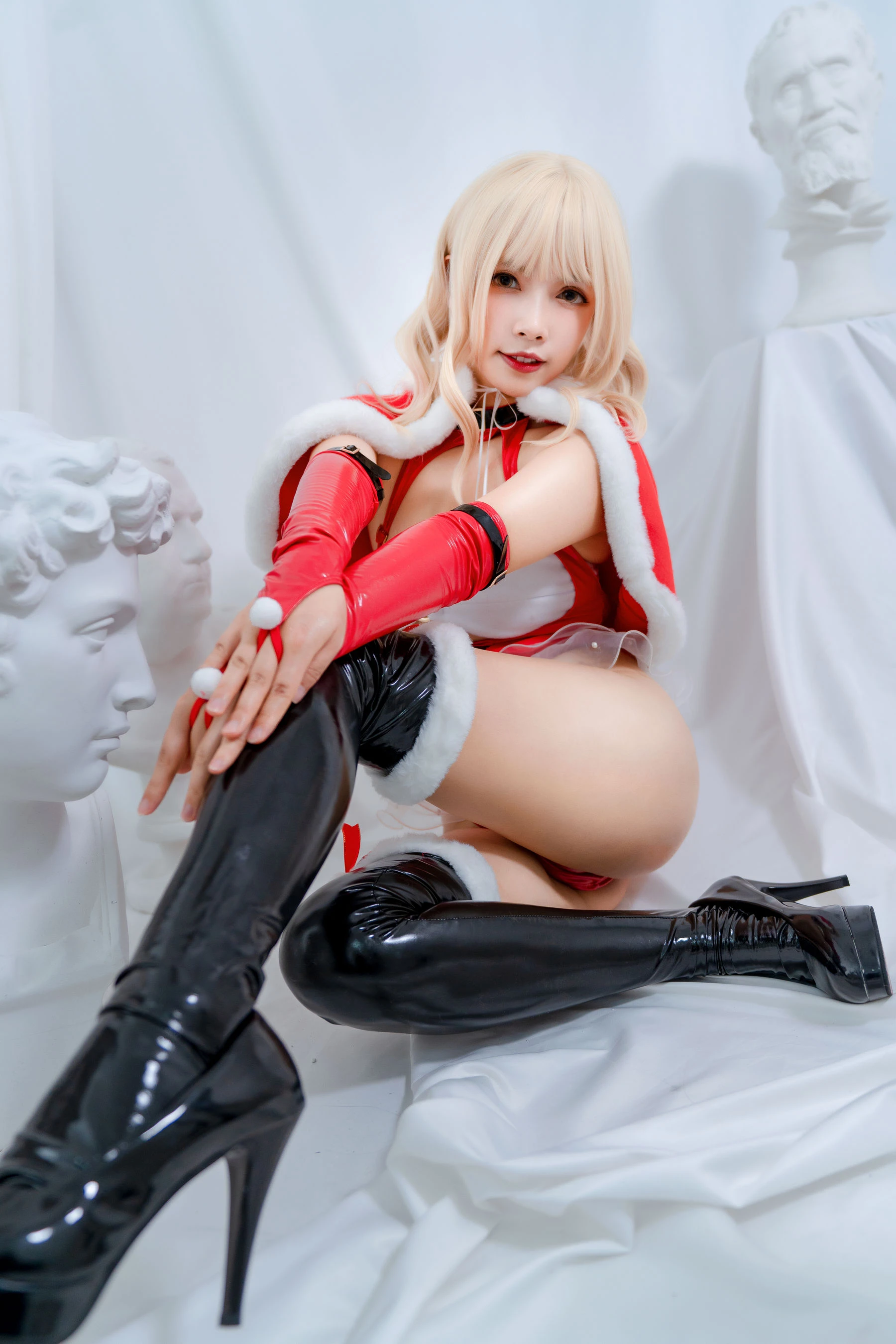 [校花]梁思穎梁思穎性感氣質美圖大賞：戶外首發美圖演繹曲線誘惑美學 - 26
