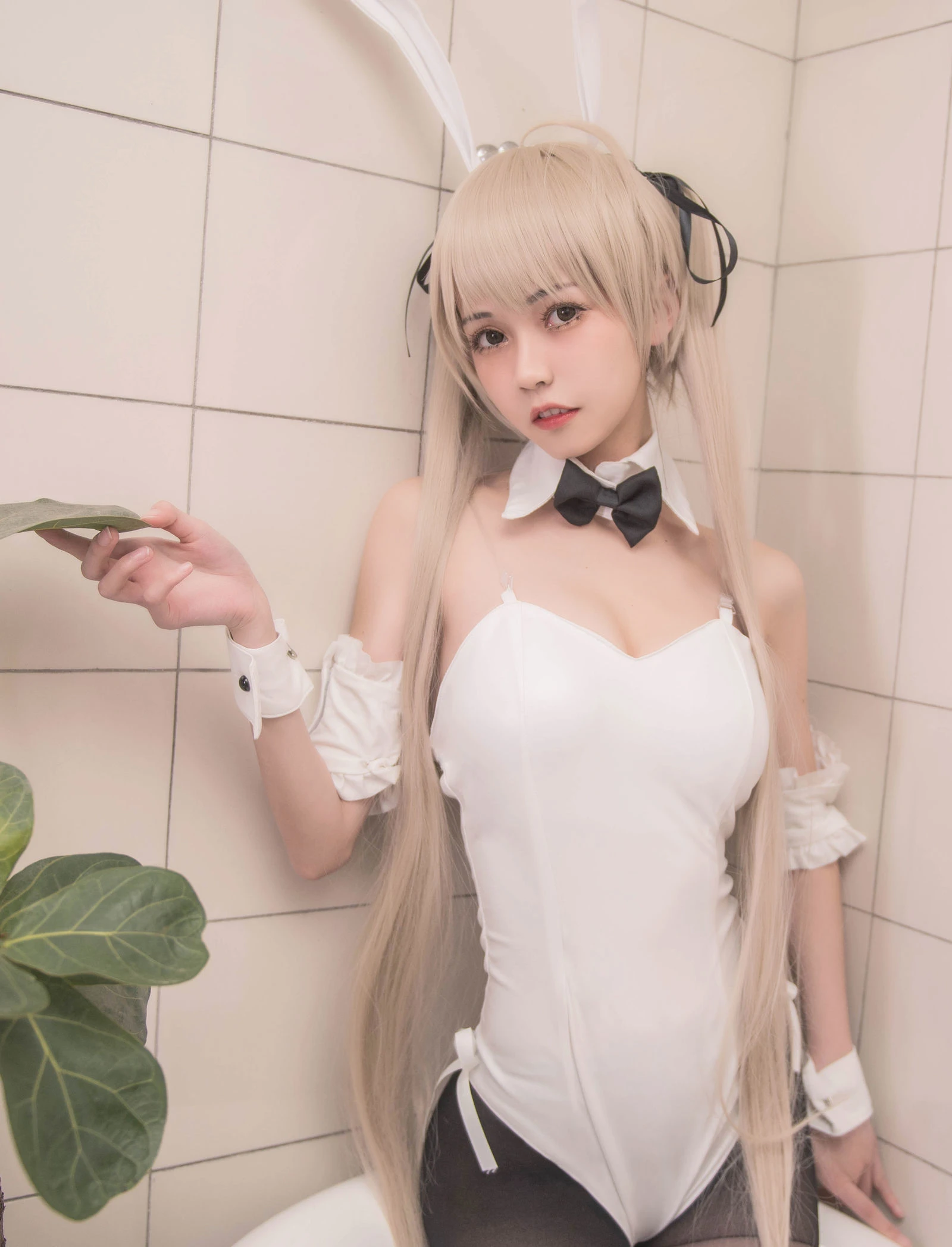 [校花]何雅琪超清美圖作品：自然光攝影性感演繹何雅琪翹臀曲線氣質綻放寫真集 - 6