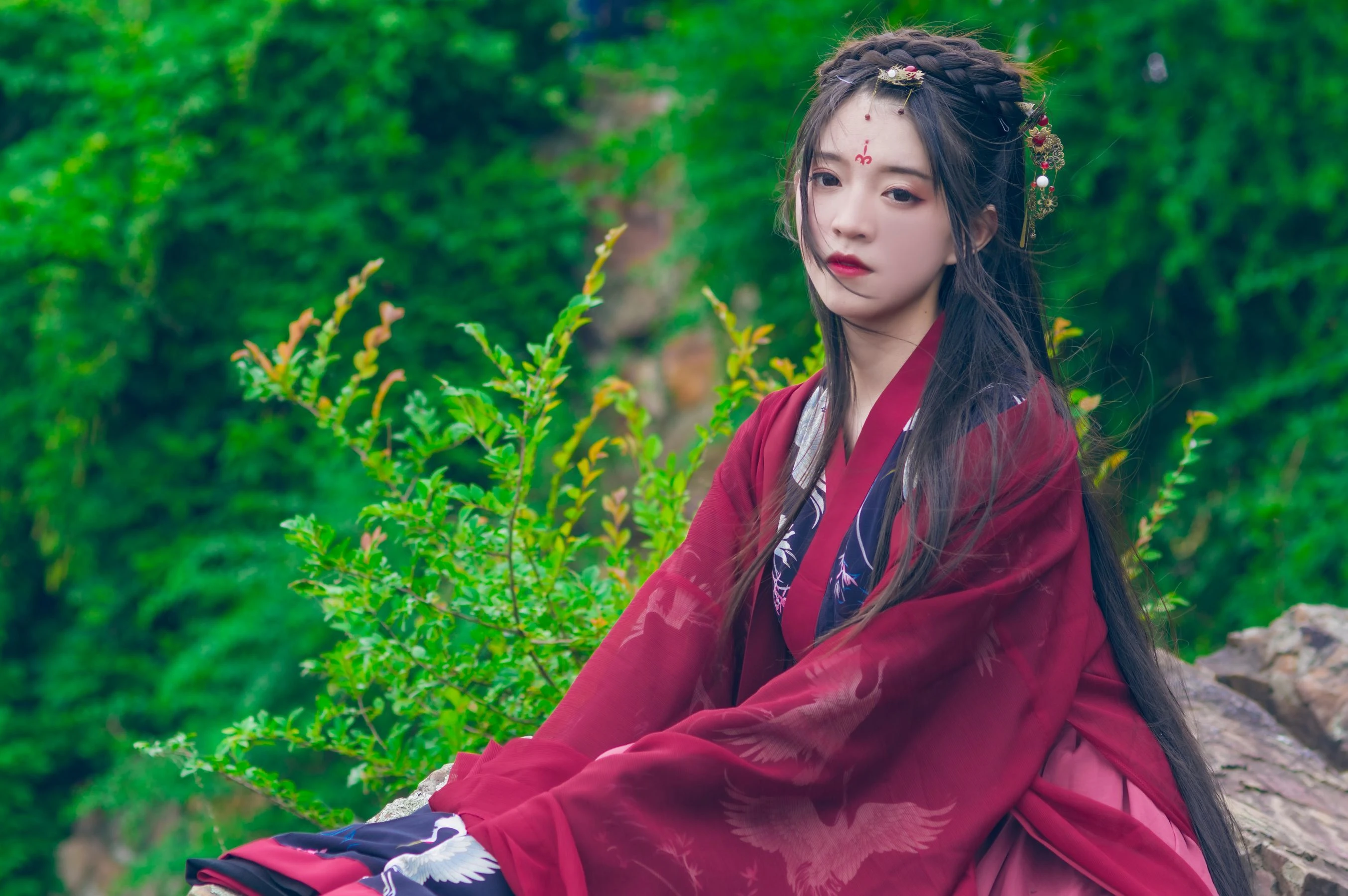 [校花]胡雨晴大片攝影大師作：胡雨晴火辣於戶外演繹曲線氣質大圖演繹 - 1