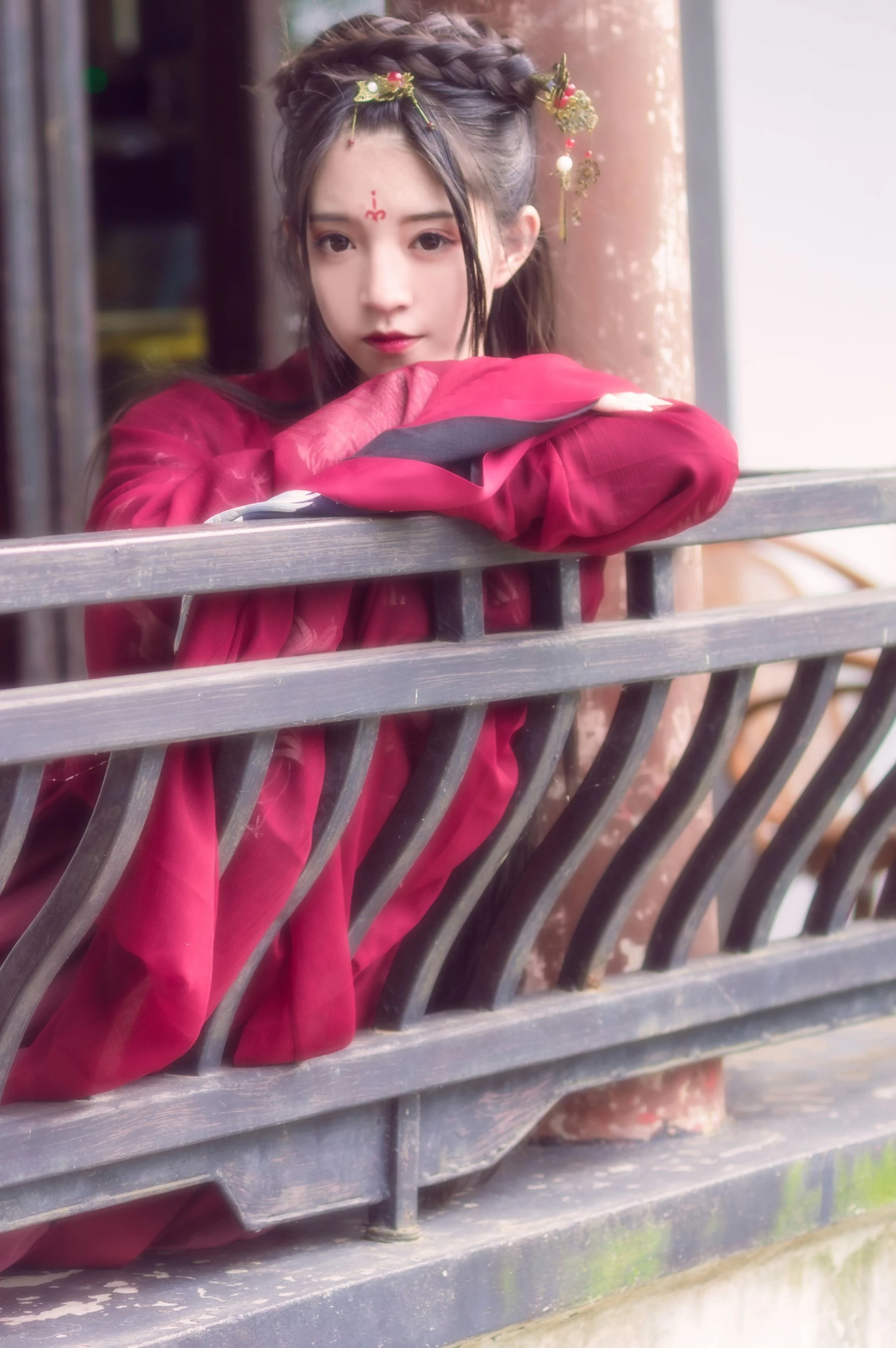[校花]胡雨晴大片攝影大師作：胡雨晴火辣於戶外演繹曲線氣質大圖演繹 - 2