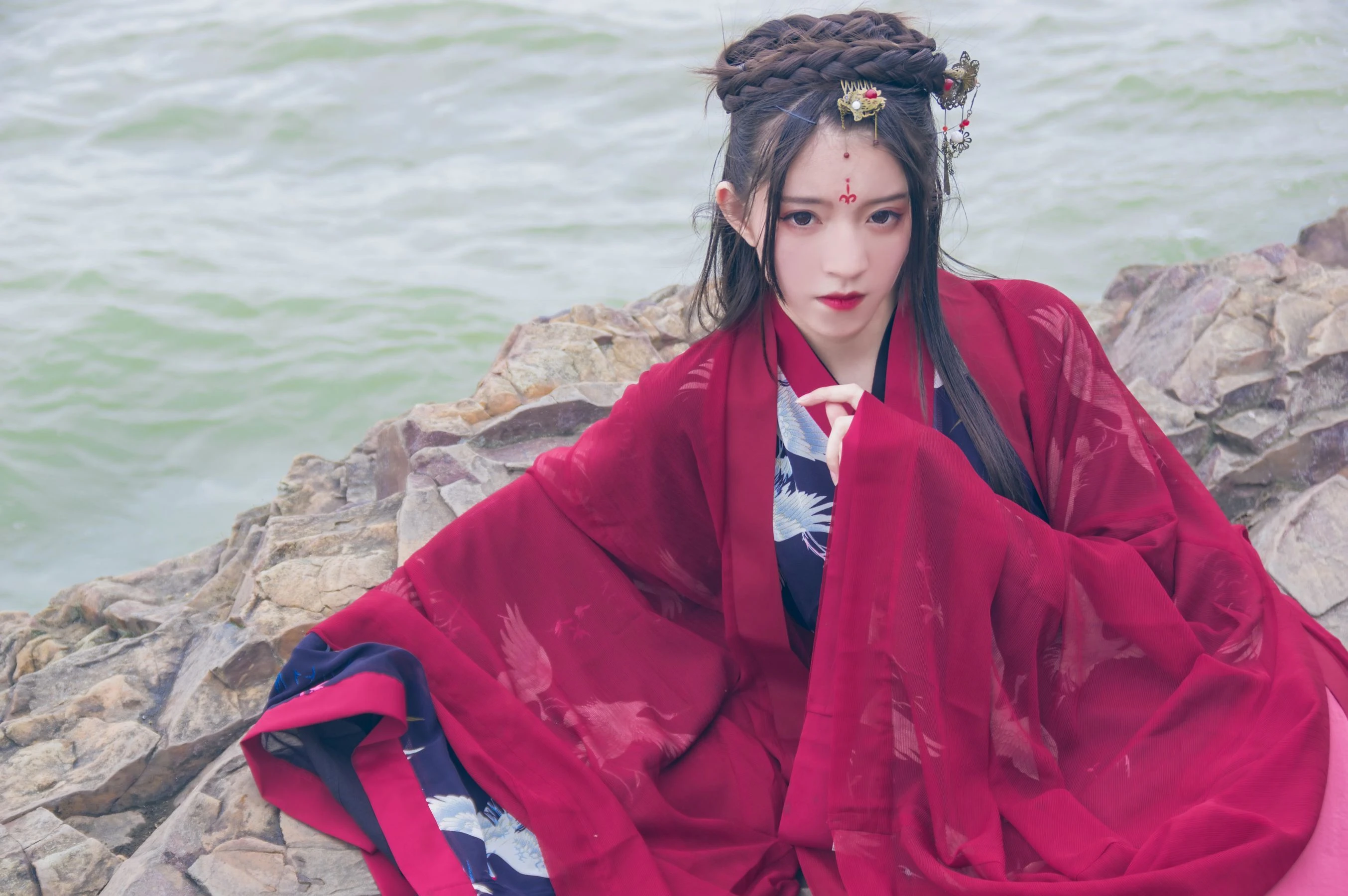 [校花]胡雨晴大片攝影大師作：胡雨晴火辣於戶外演繹曲線氣質大圖演繹 - 8