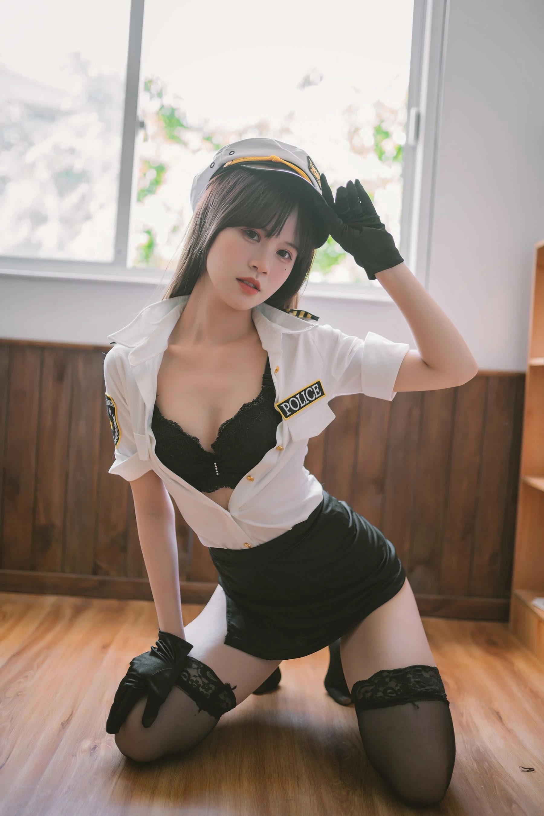 [正妹]許夢瑤許夢瑤室內獨家大片：魅惑風情釋放美腿誘惑綻放寫真大片 - 24