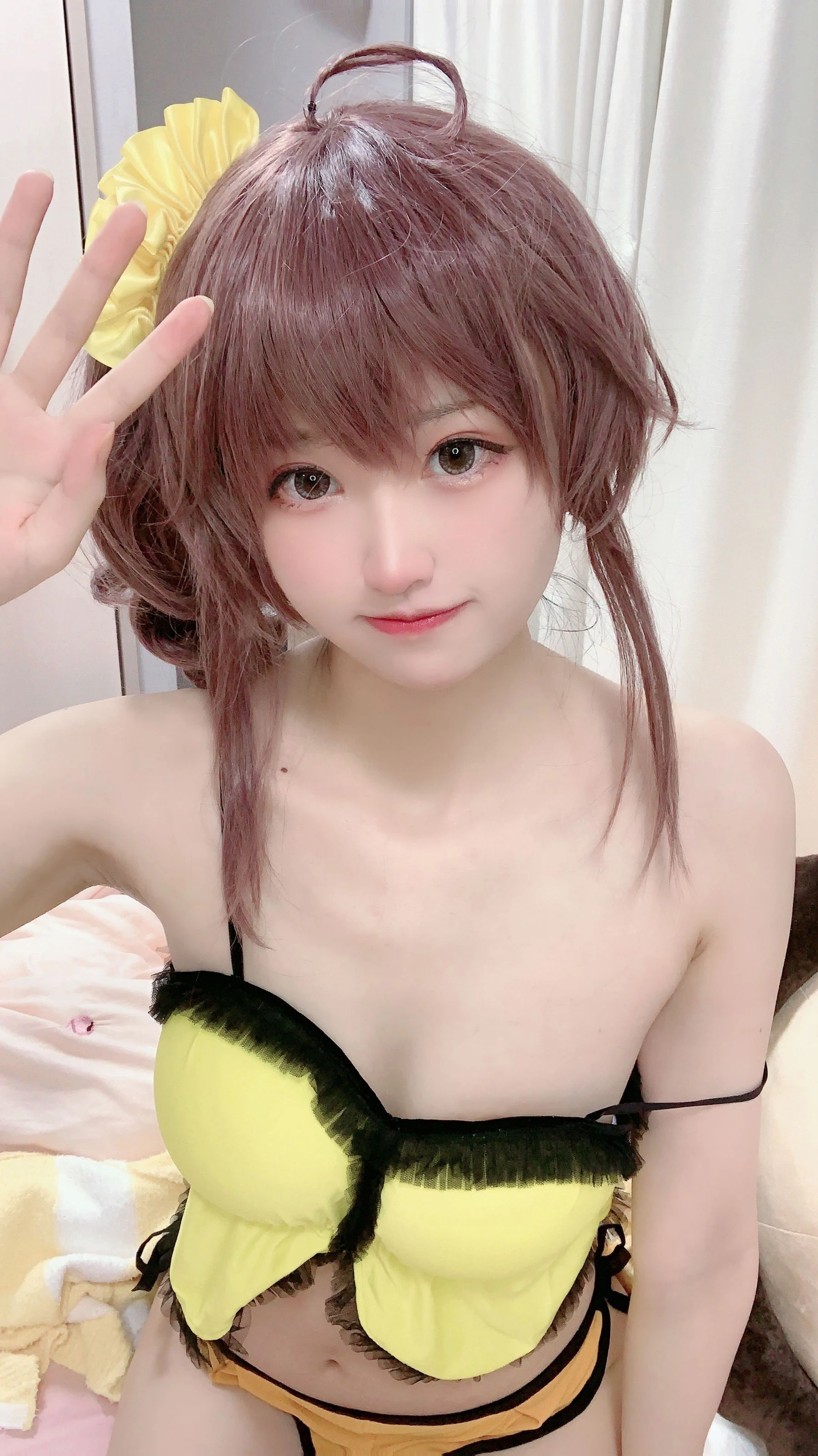 [正妹]何欣妍珍藏美圖作品：攝影棚攝影甜美展現何欣妍身材曲線格調綻放寫真集 - 9