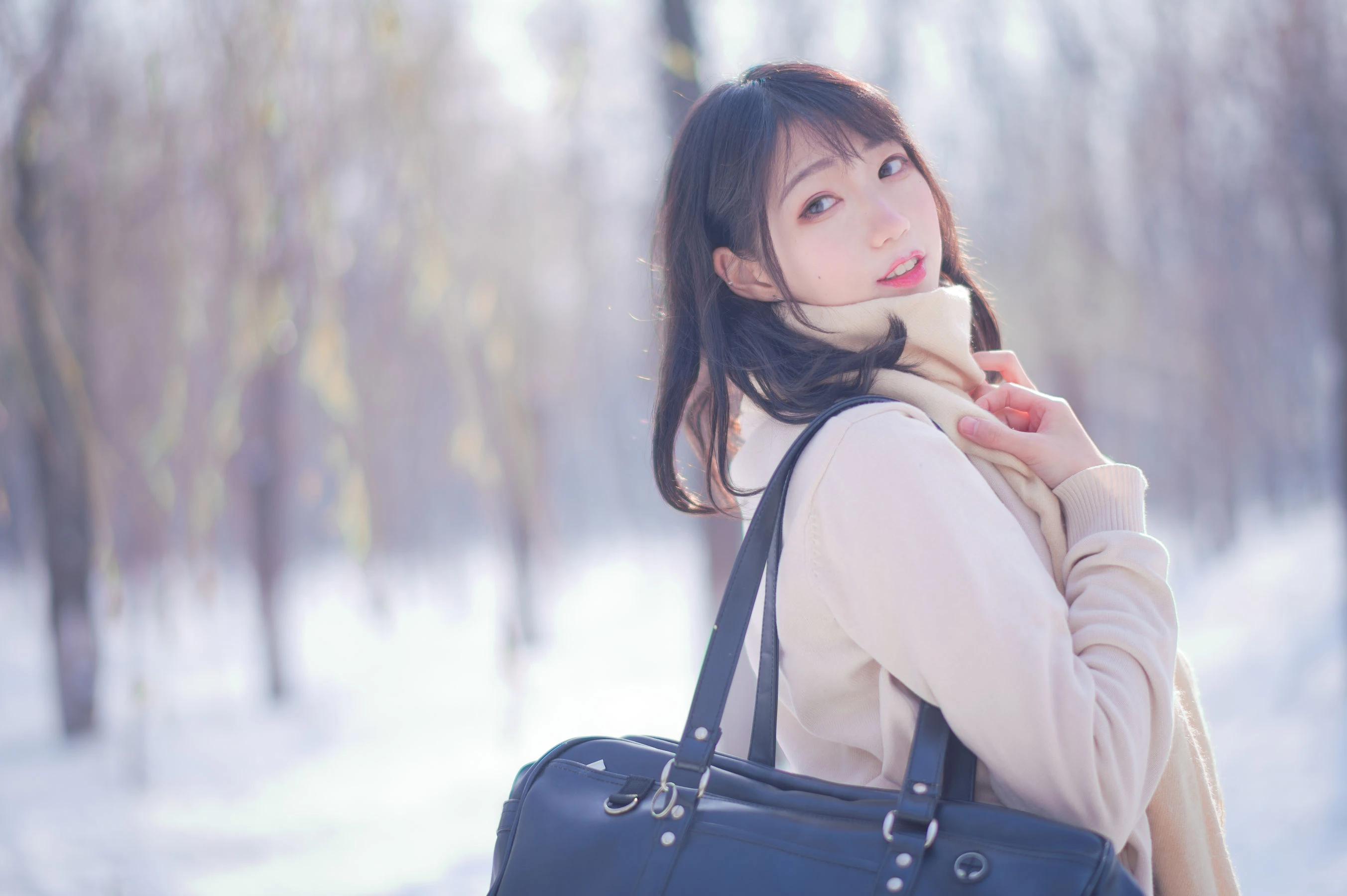 [熟女]李詩涵獨家戶外圖集藝術：李詩涵優雅神韻凸顯美腿完美曲線寫真 - 3