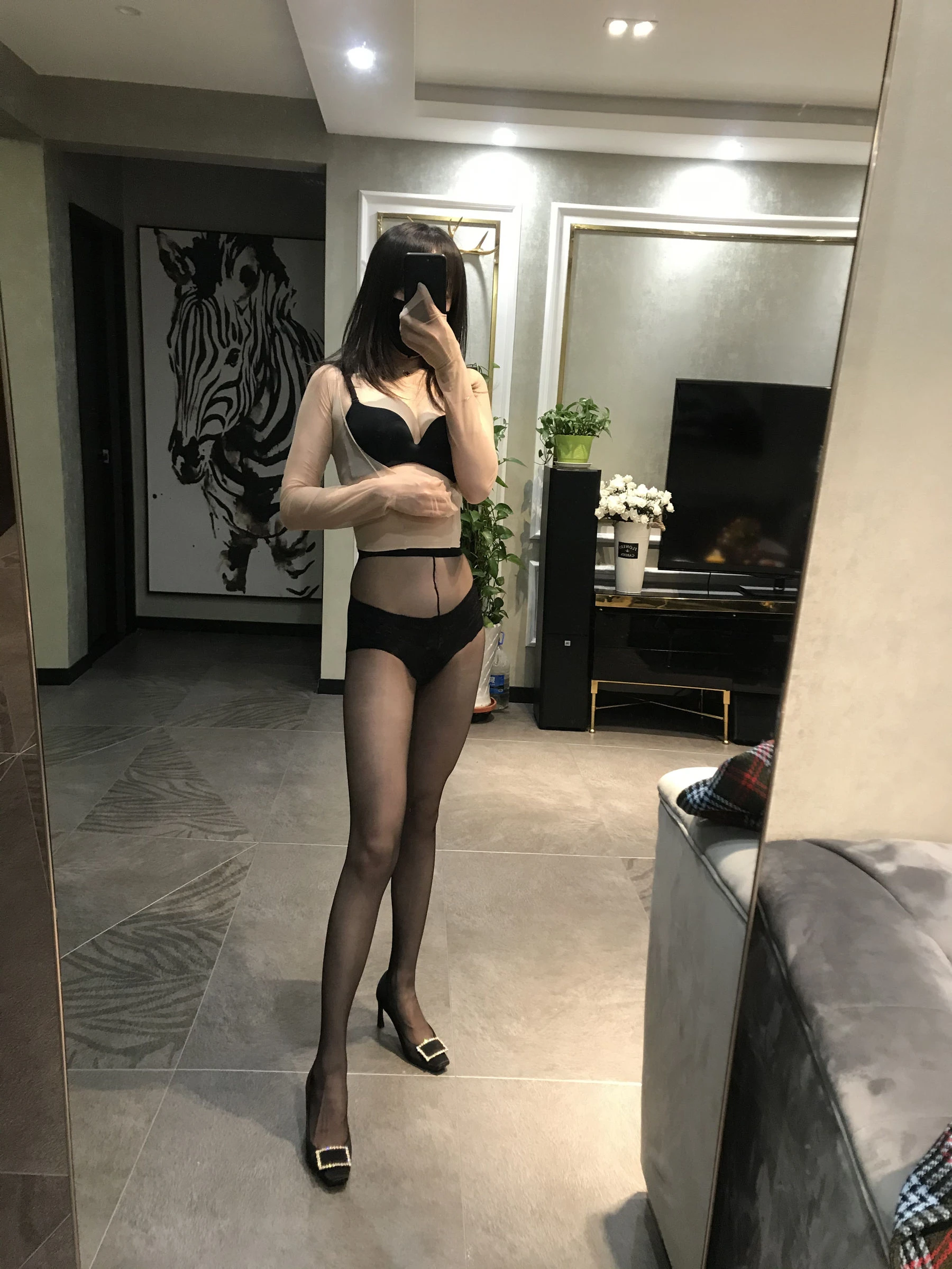 [美模]羅靜雅作品攝影大師作：羅靜雅優雅於戶外演繹身材風情珍藏演繹 - 11