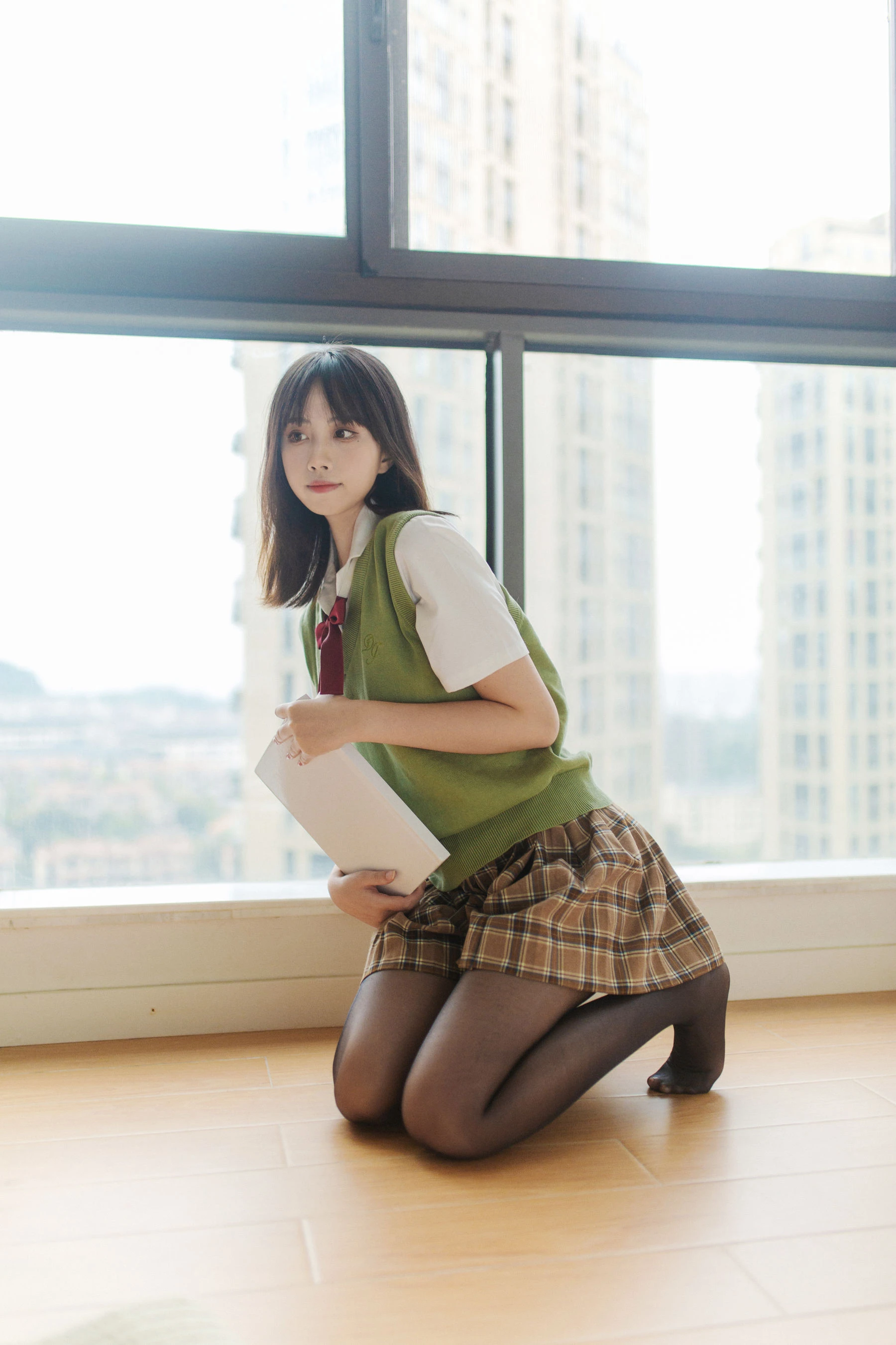 [Cosplay]李雅詩大片攝影大師作：李雅詩優雅於室內展現曲線神韻超清演繹 - 10