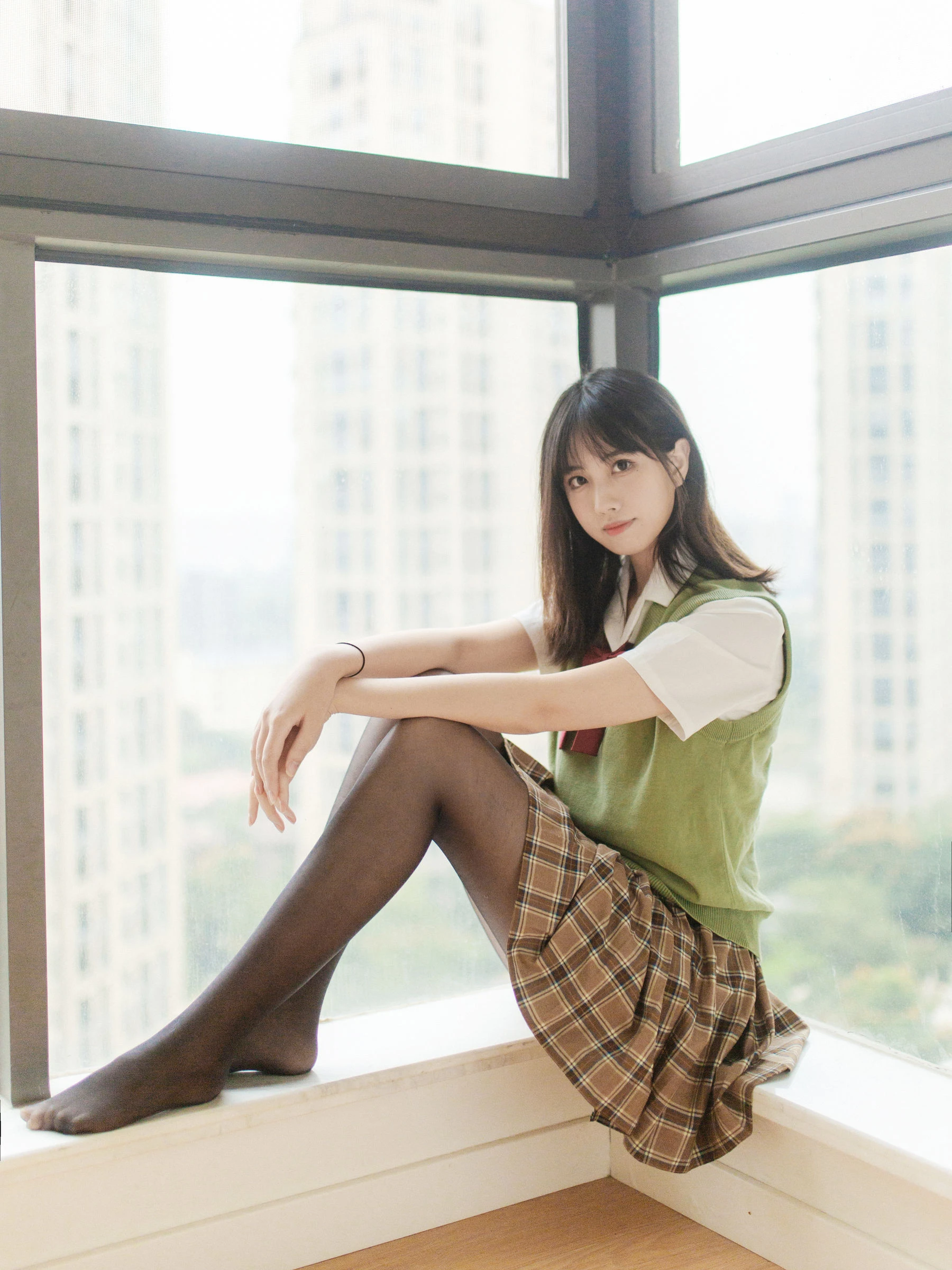 [Cosplay]李雅詩大片攝影大師作：李雅詩優雅於室內展現曲線神韻超清演繹 - 14