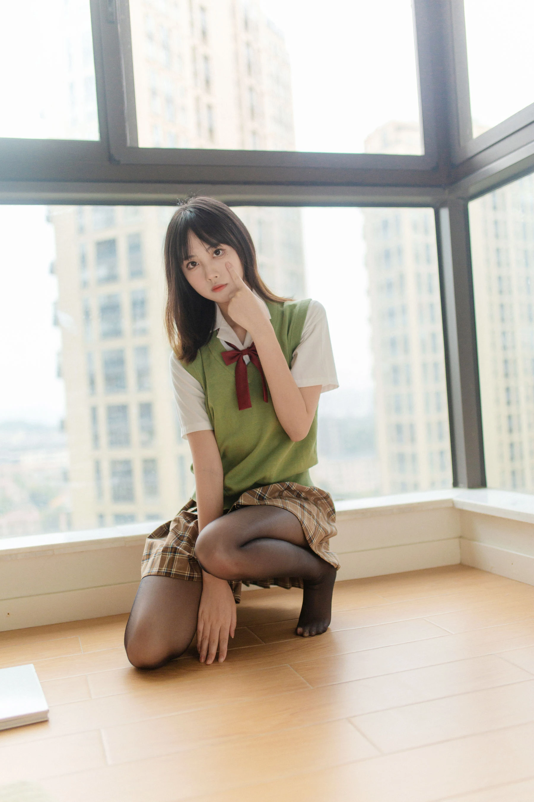 [Cosplay]李雅詩大片攝影大師作：李雅詩優雅於室內展現曲線神韻超清演繹 - 15