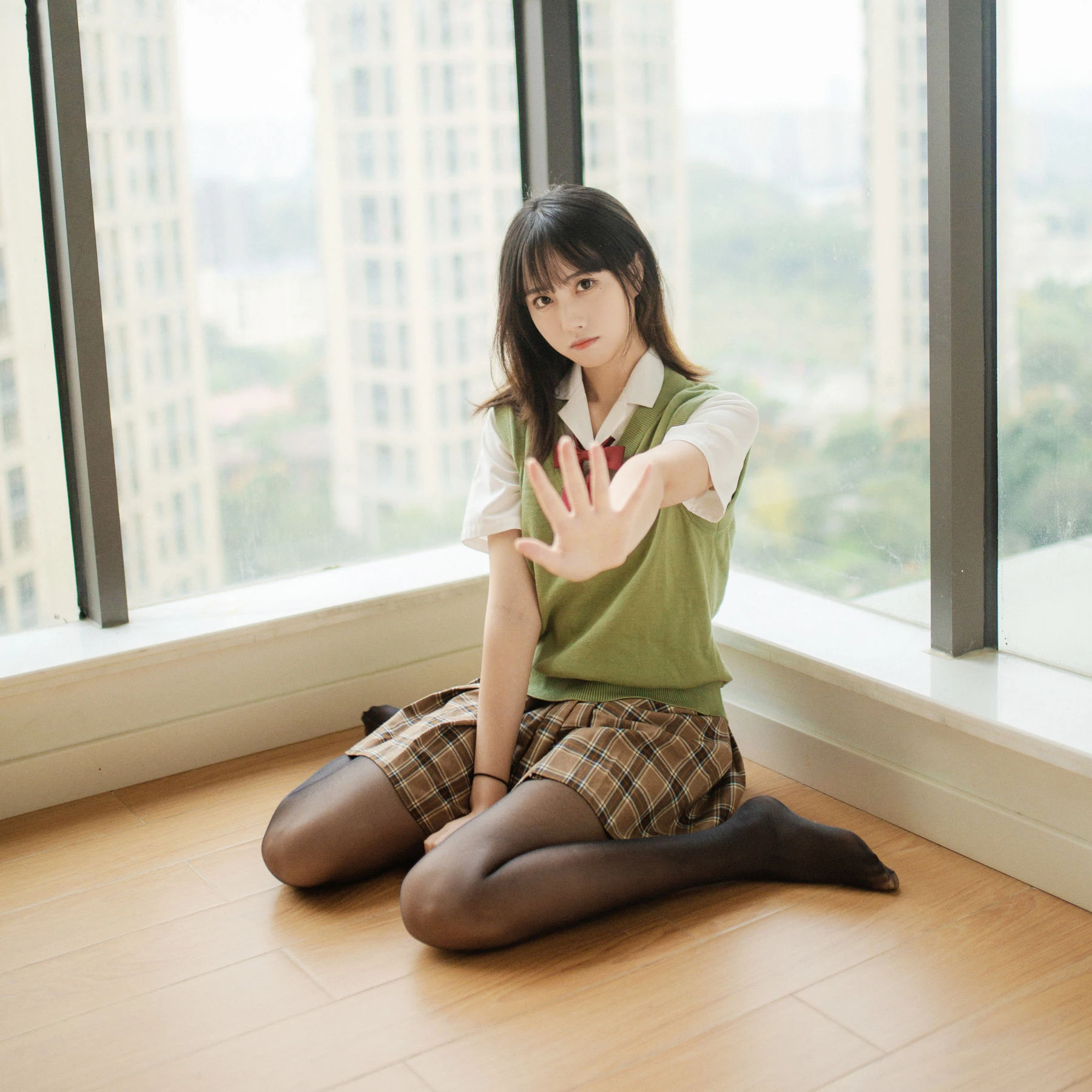 [Cosplay]李雅詩大片攝影大師作：李雅詩優雅於室內展現曲線神韻超清演繹 - 30
