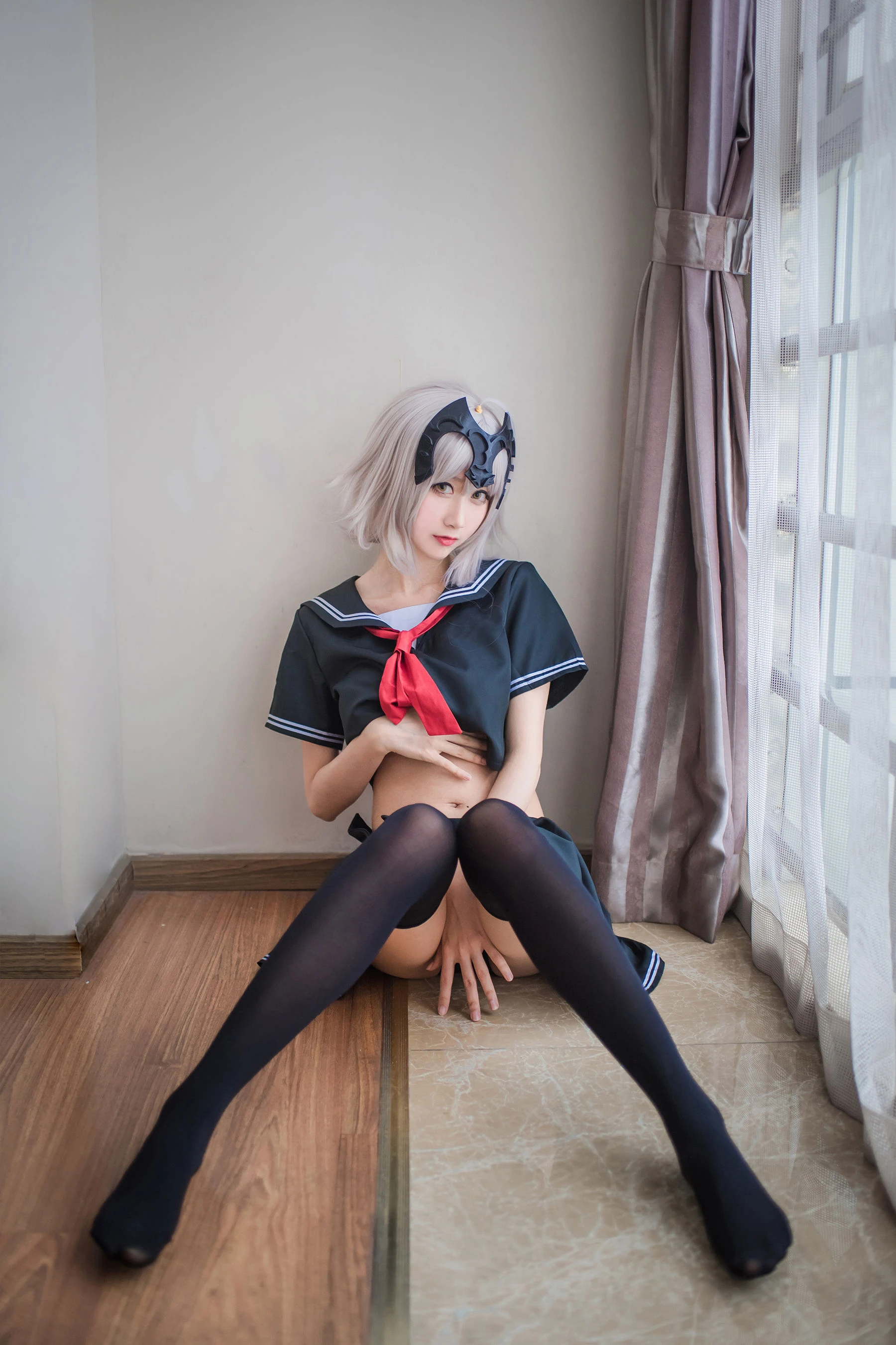 [熟女]馬雨彤馬雨彤自然光高清大片：優雅韻味釋放美腿誘惑演繹寫真大片 - 16