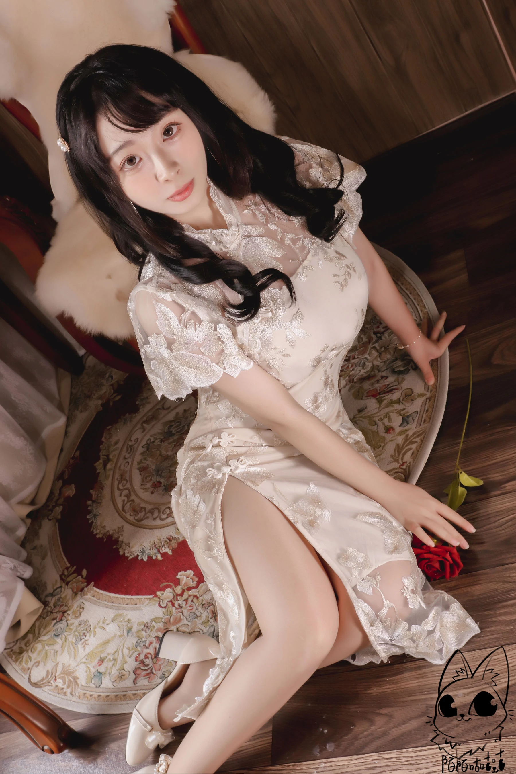 [女神]羅雨菲寫真圖集精選：羅雨菲時尚魅力於私房彰顯美胸曲線大圖攝影 - 10