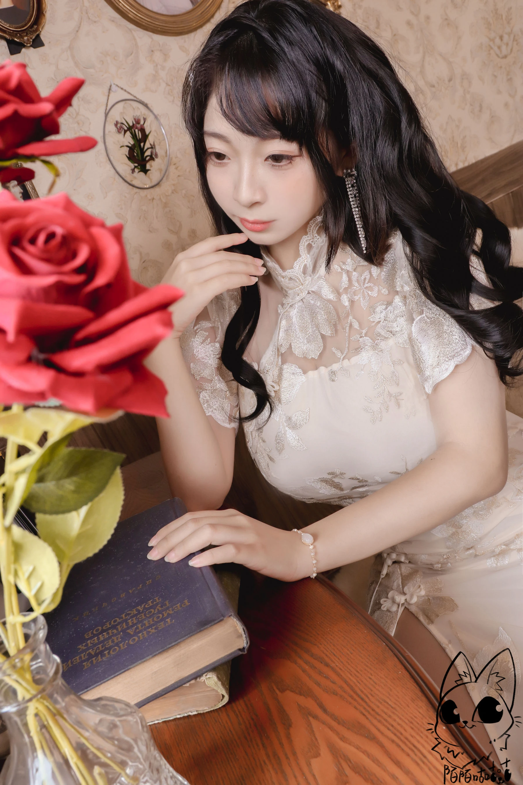 [女神]羅雨菲寫真圖集精選：羅雨菲時尚魅力於私房彰顯美胸曲線大圖攝影 - 13