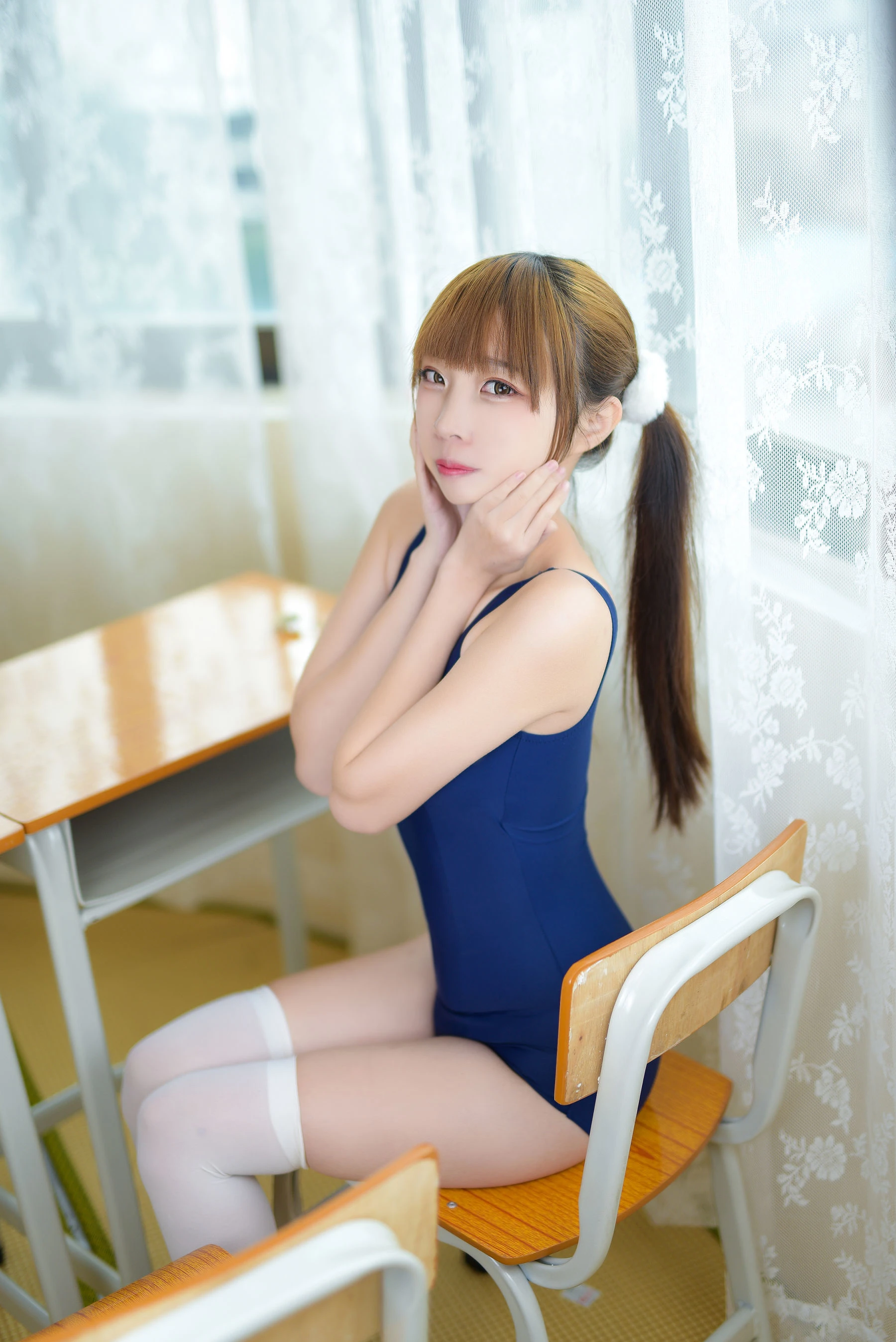 [主播]唐莉婷唐莉婷室內珍藏圖集：性感格調釋放曲線誘惑展現寫真大片 - 1