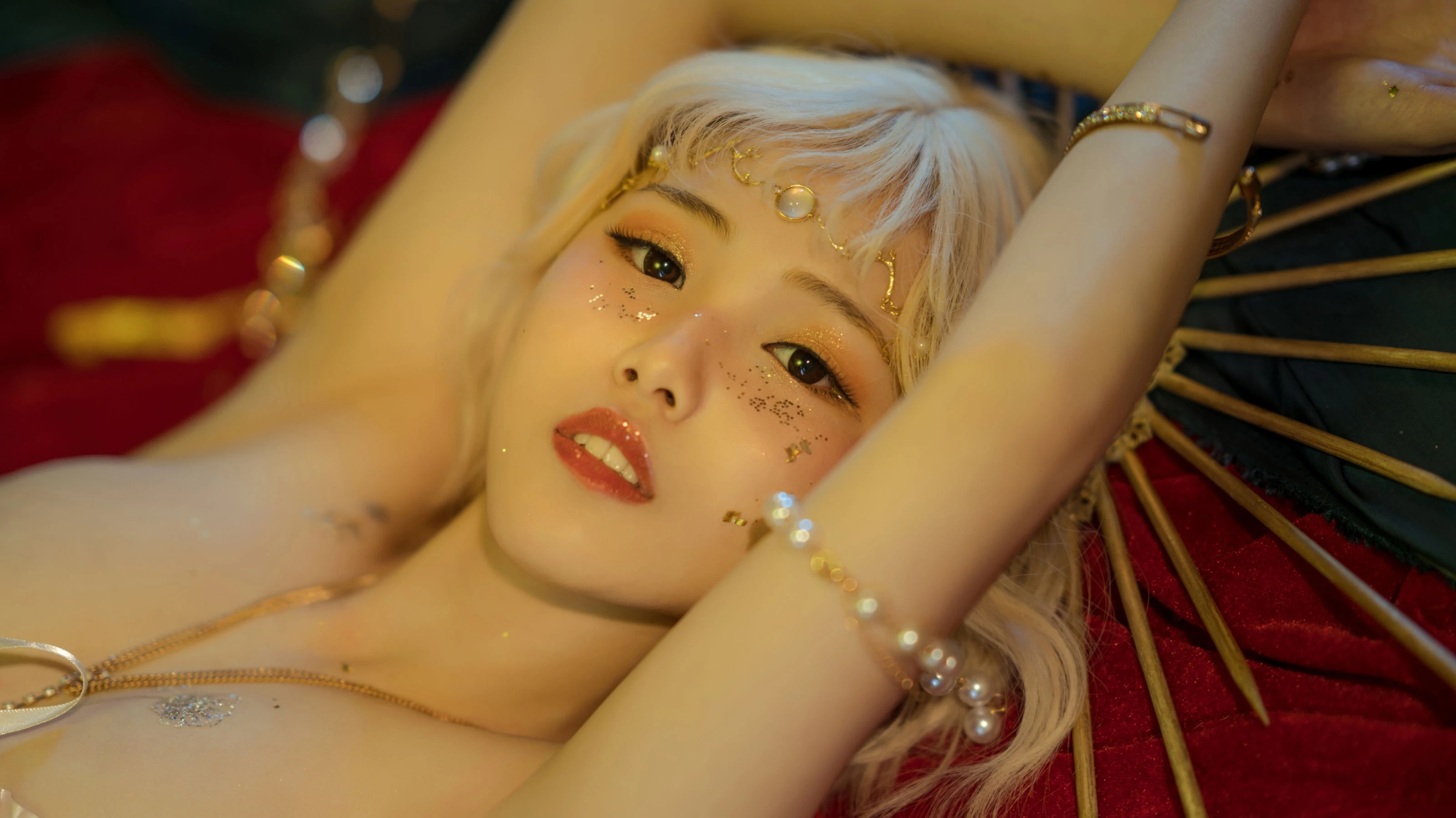 [Cosplay]馮雅靜馮雅靜魅惑風情寫真大賞：室內高清寫真演繹曲線誘惑美學 - 28