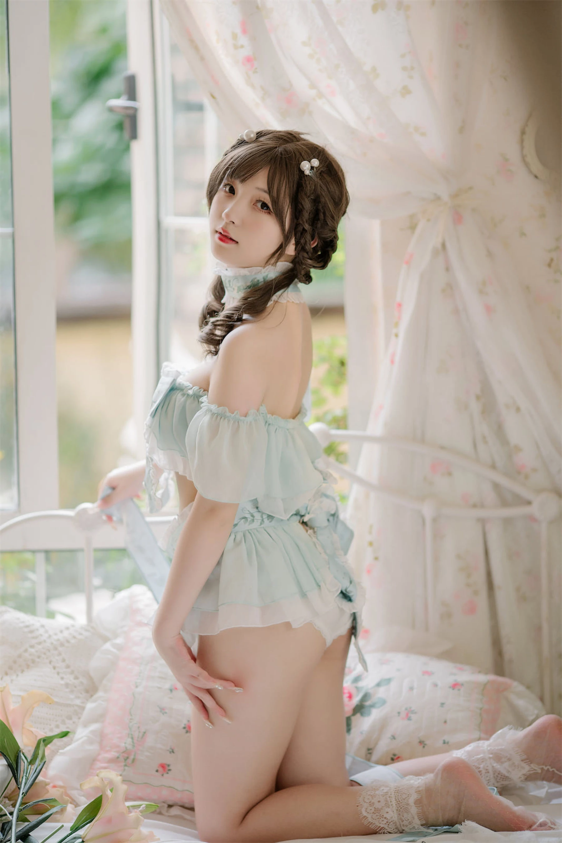 [小蘿莉]韓欣妍韓欣妍私藏高清圖集：攝影棚魅惑風情詮釋美腿寫真合集 - 12