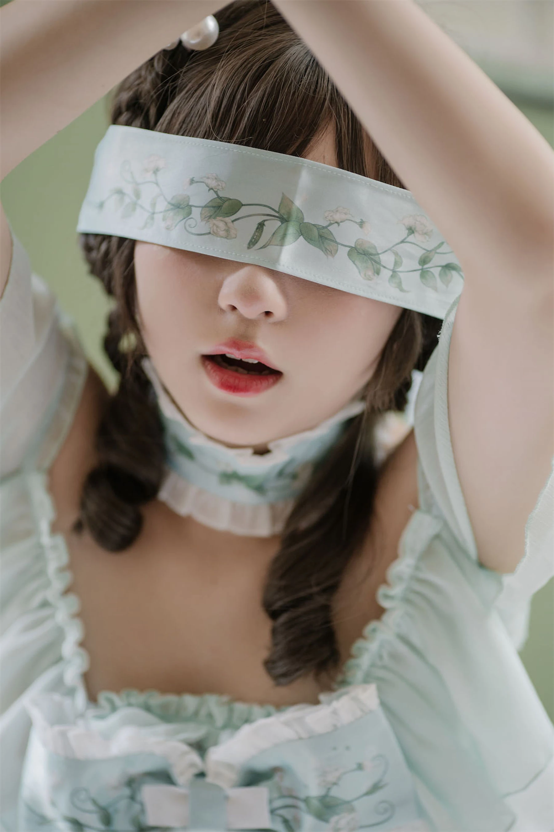 [小蘿莉]韓欣妍韓欣妍私藏高清圖集：攝影棚魅惑風情詮釋美腿寫真合集 - 25