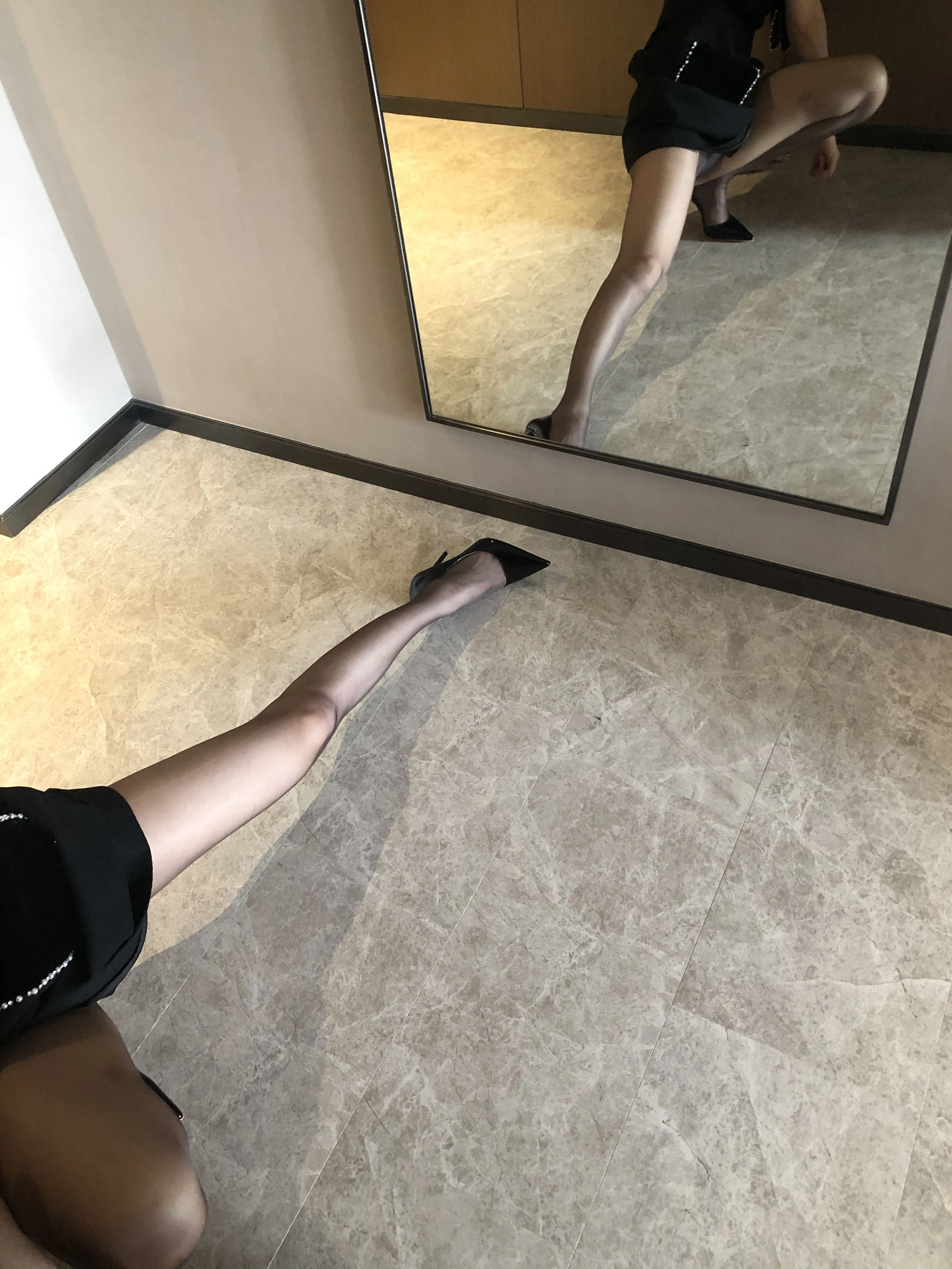 [校花]鄧思瑤大圖街拍美圖藝術：鄧思瑤清純風採演繹美腿完美曲線寫真 - 63
