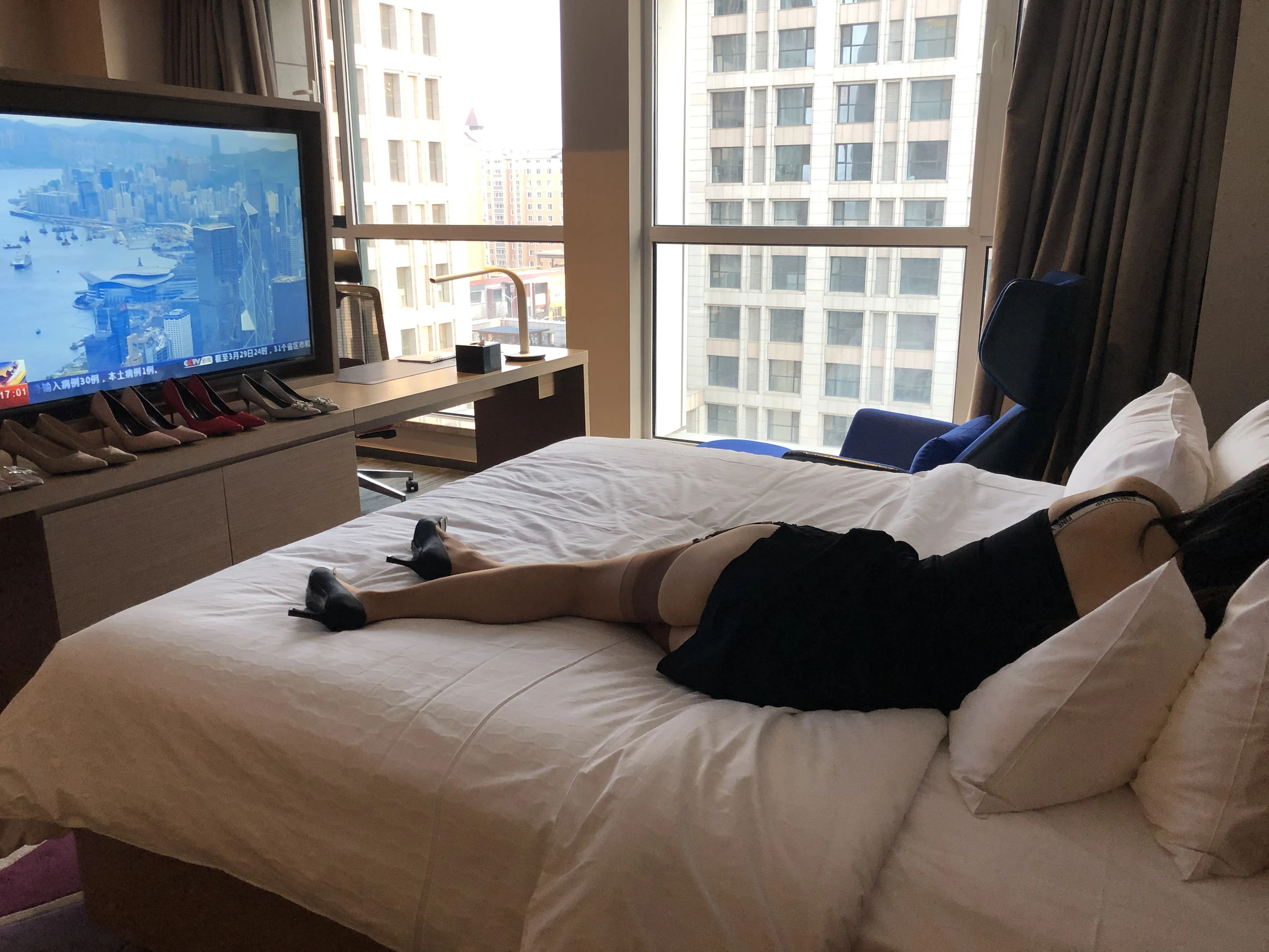 [校花]鄧思瑤大圖街拍美圖藝術：鄧思瑤清純風採演繹美腿完美曲線寫真 - 66