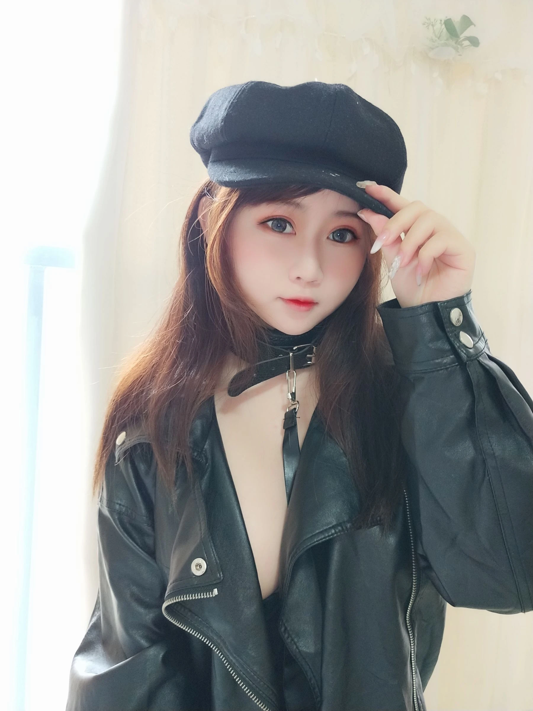 [護士]彭夢潔精選作品作品：戶外攝影甜美展現彭夢潔長腿曲線風採綻放寫真集 - 1