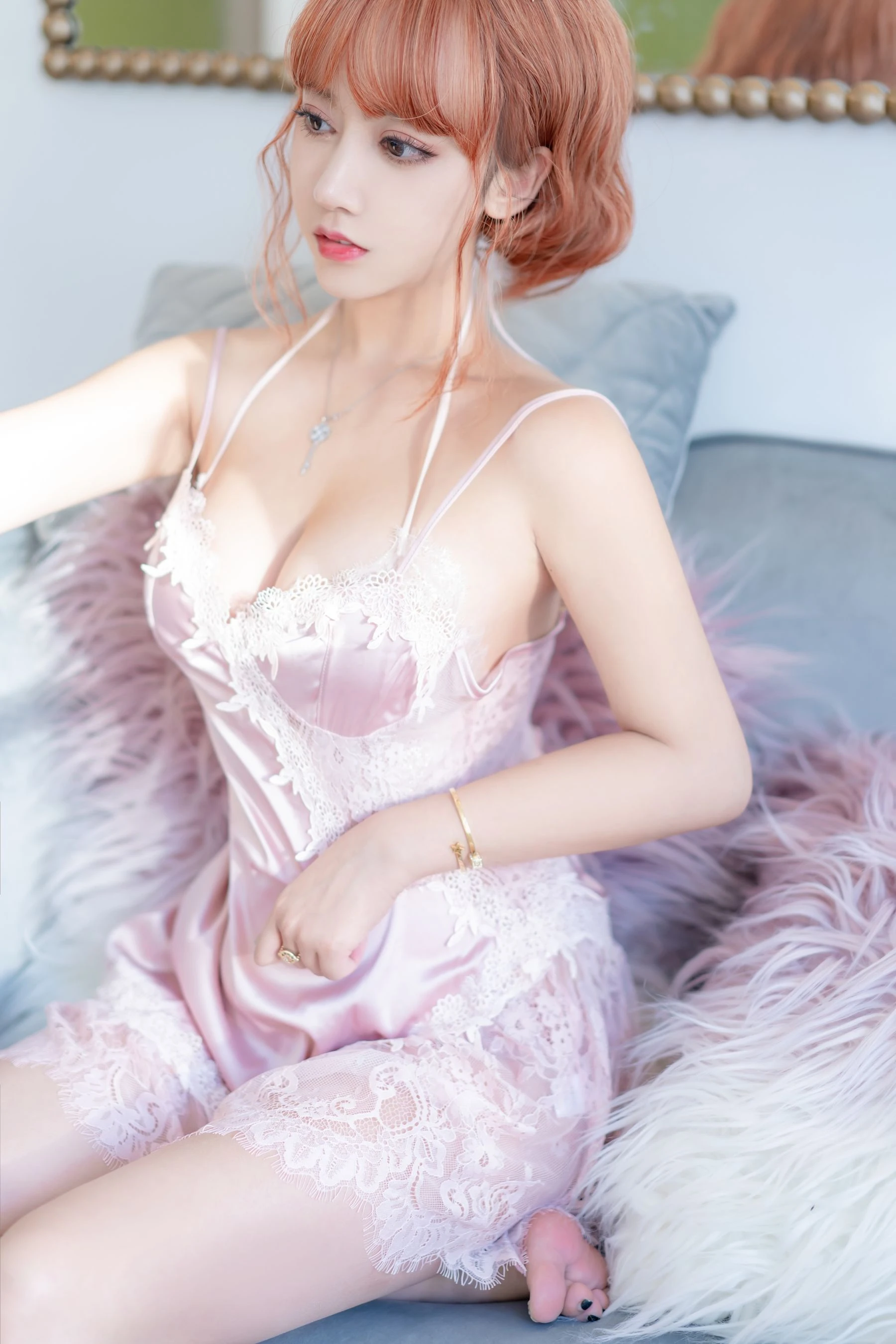 [熟女]朱語彤室內獨家圖集珍藏：朱語彤性感演繹美腿完美氣質綻放寫真藝術 - 19
