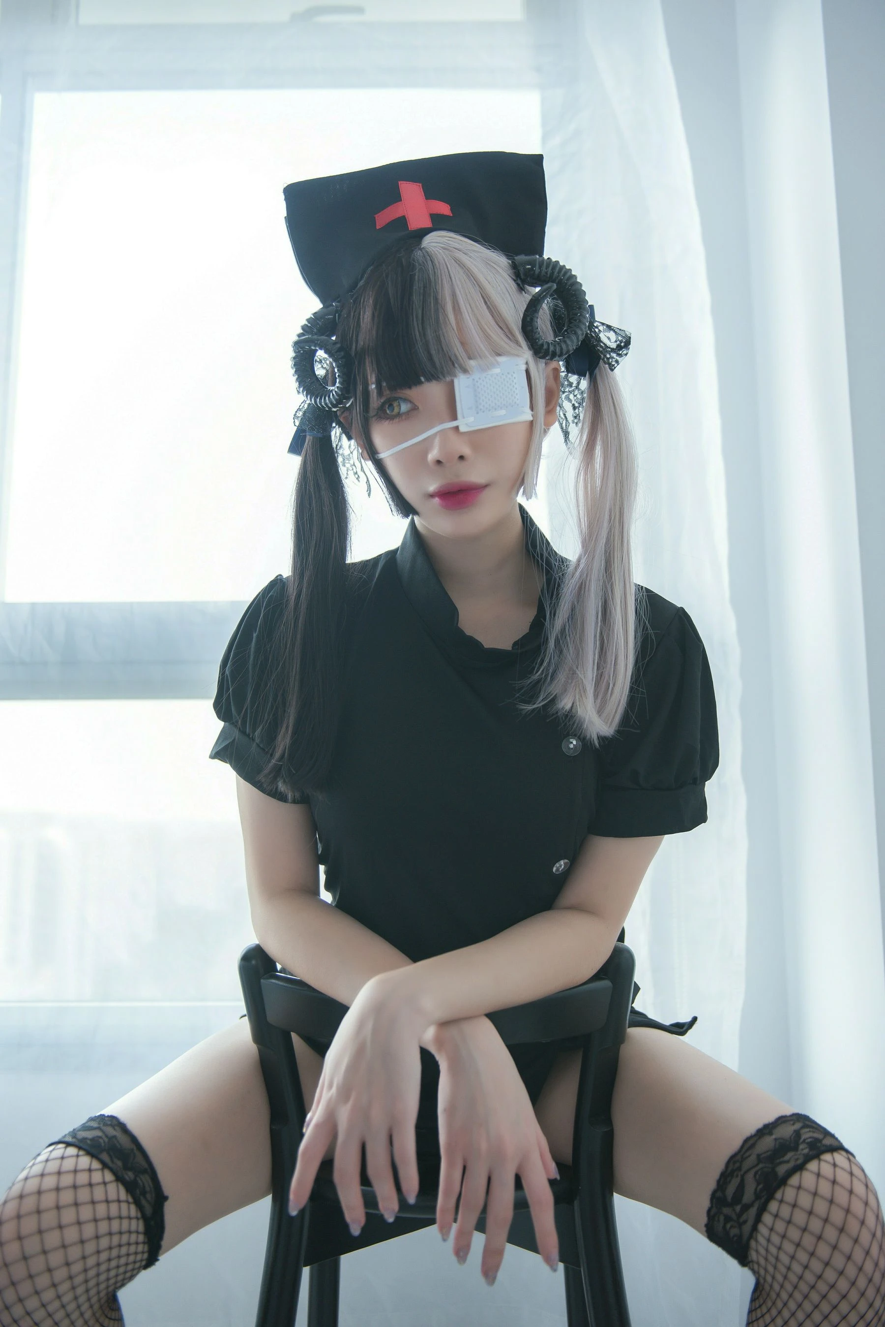 [主播]王雅靜王雅靜火辣風情寫真大賞：室內獨家寫真演繹美胸誘惑美學 - 18