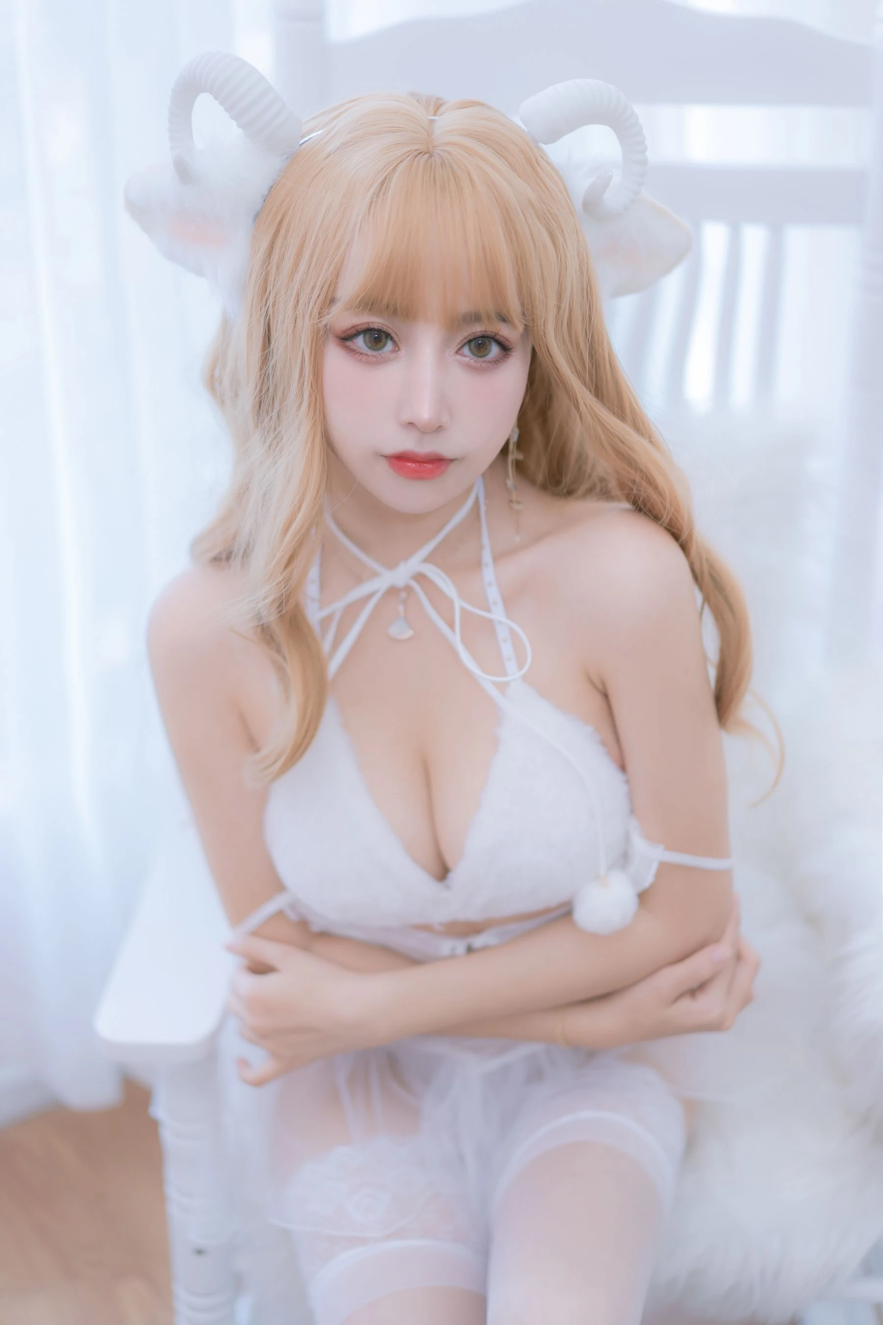[網紅]韓思穎韓思穎私房珍藏美圖：性感格調釋放身材誘惑演繹寫真大片 - 14