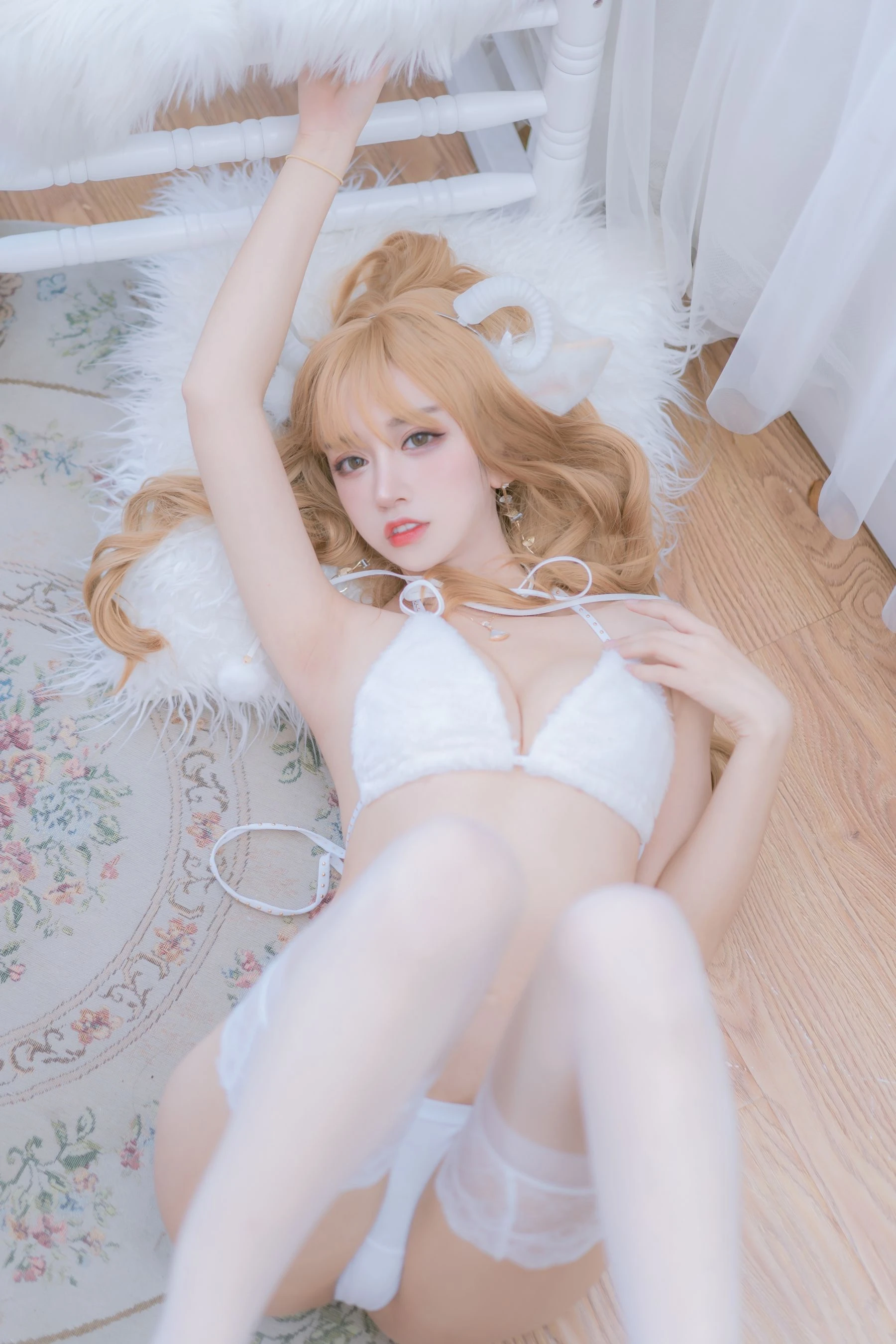 [網紅]韓思穎韓思穎私房珍藏美圖：性感格調釋放身材誘惑演繹寫真大片 - 25