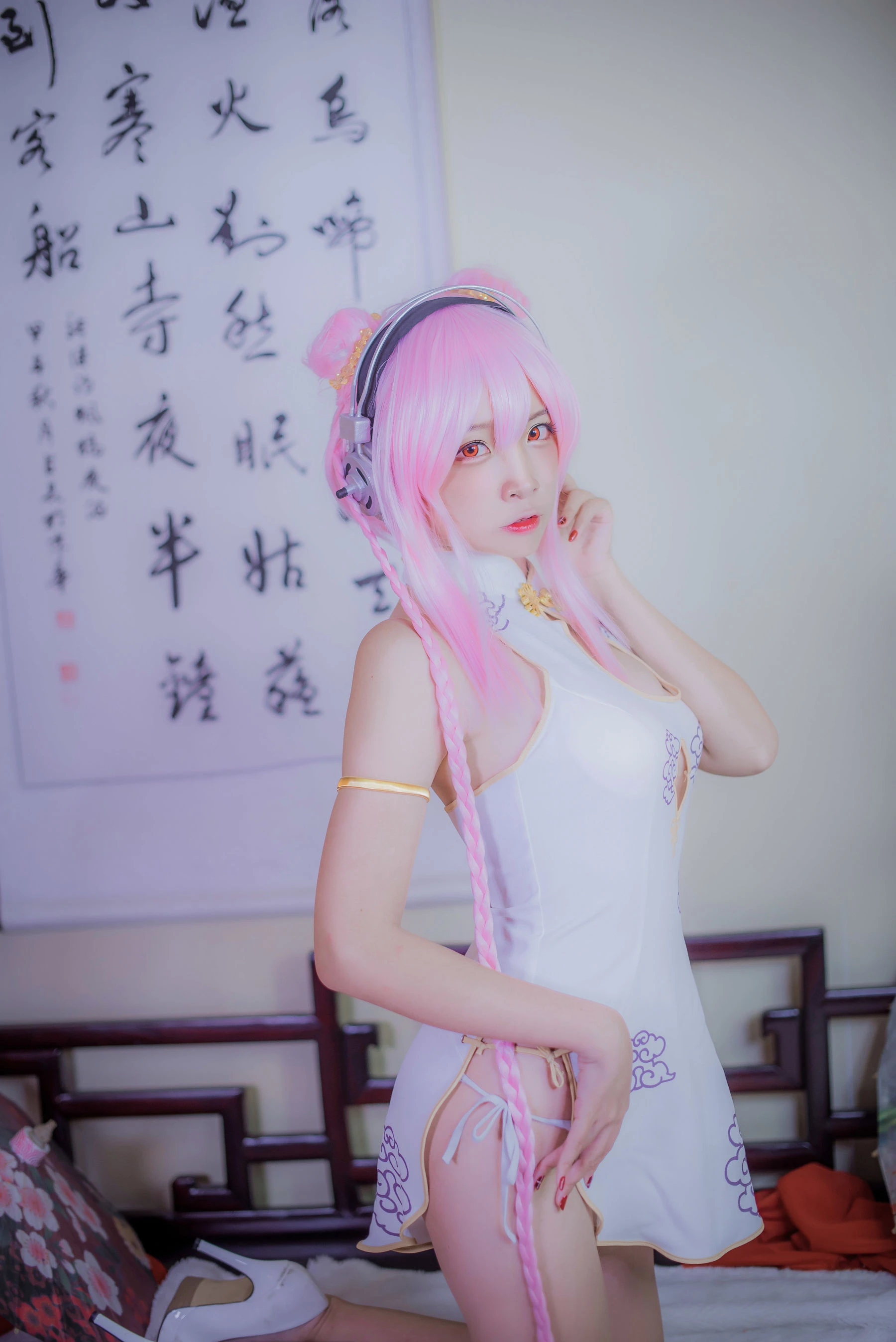 [校花]羅雅琪圖集攝影大師作：羅雅琪優雅於室內釋放翹臀魅力獨家演繹 - 2