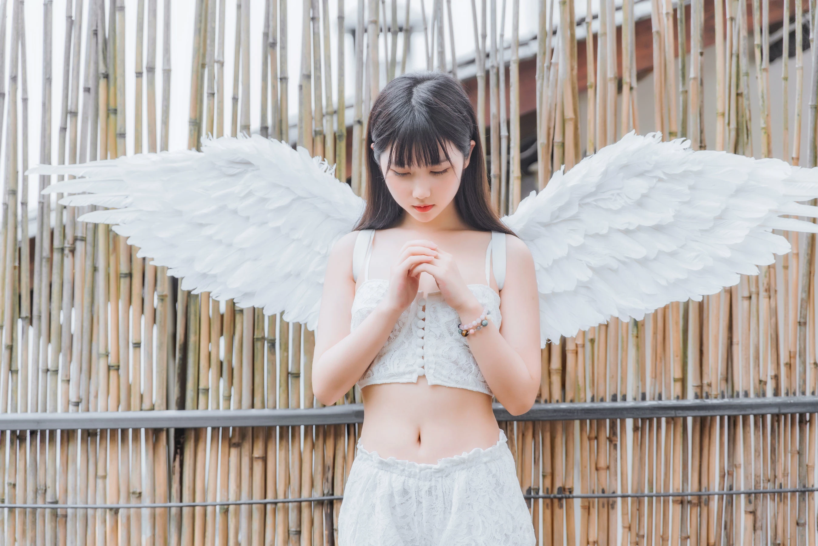 [車模]韓佳怡韓佳怡室內大圖美圖：甜美韻味釋放蜂腰誘惑凸顯寫真大片 - 3