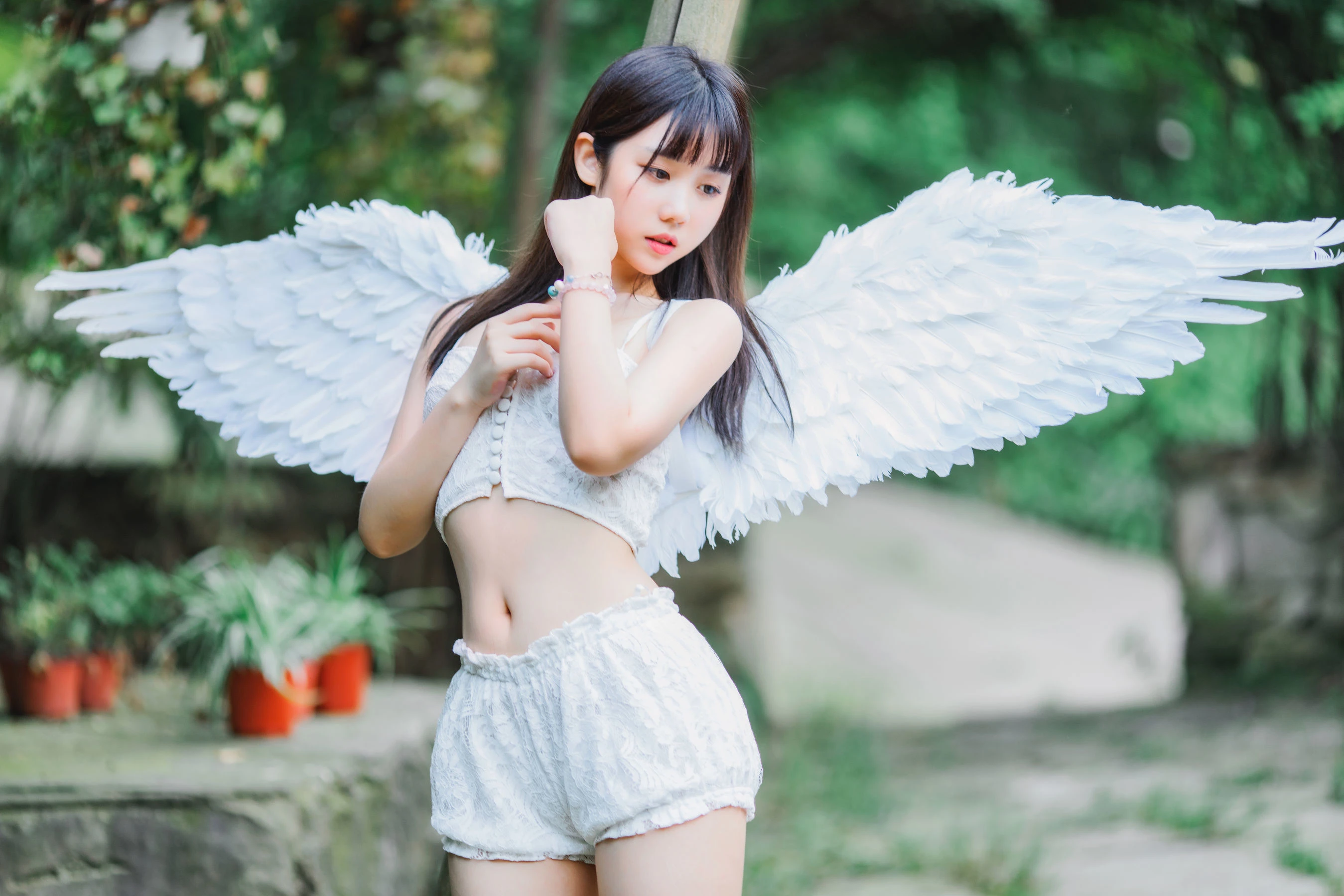 [車模]韓佳怡韓佳怡室內大圖美圖：甜美韻味釋放蜂腰誘惑凸顯寫真大片 - 8