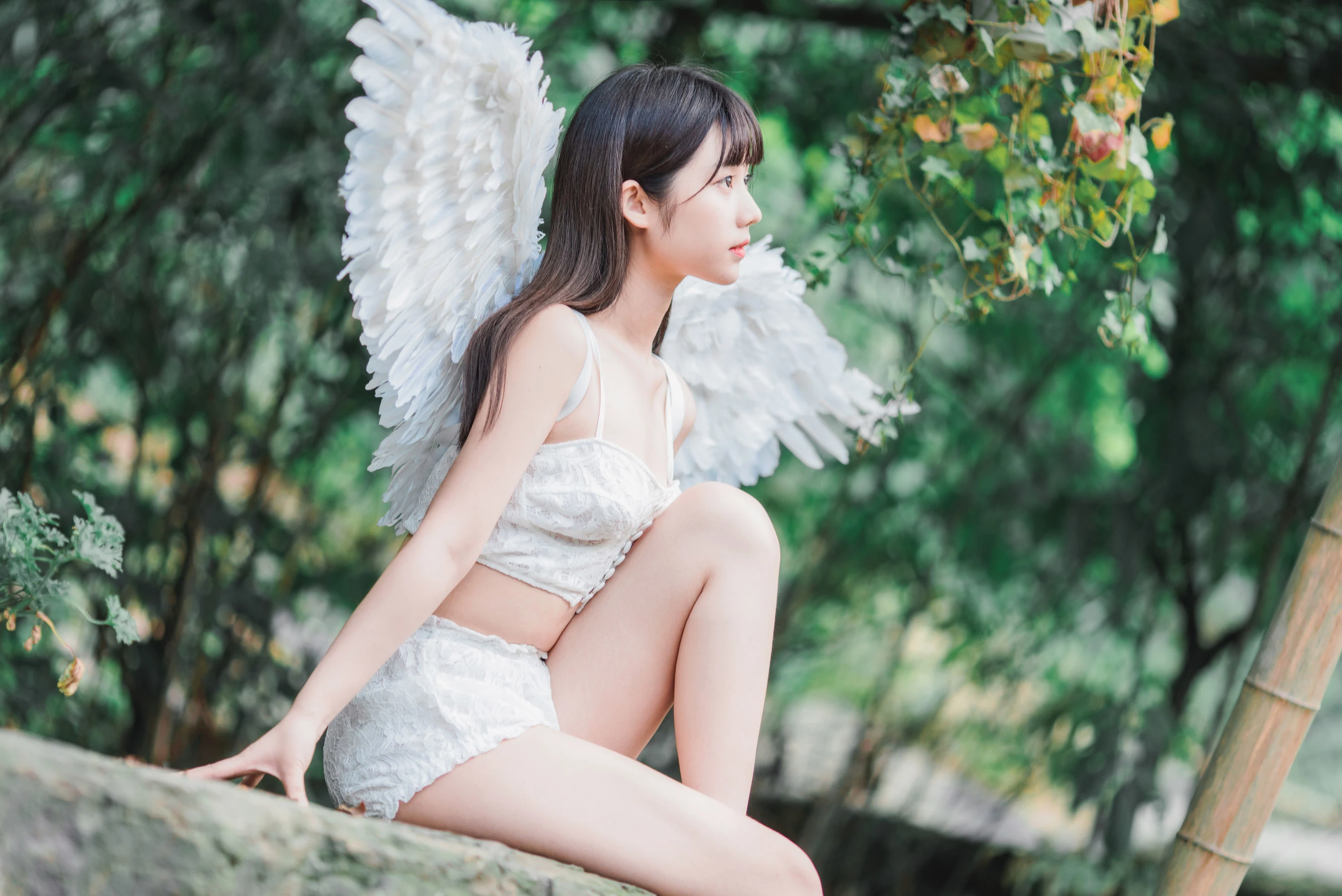 [車模]韓佳怡韓佳怡室內大圖美圖：甜美韻味釋放蜂腰誘惑凸顯寫真大片 - 9