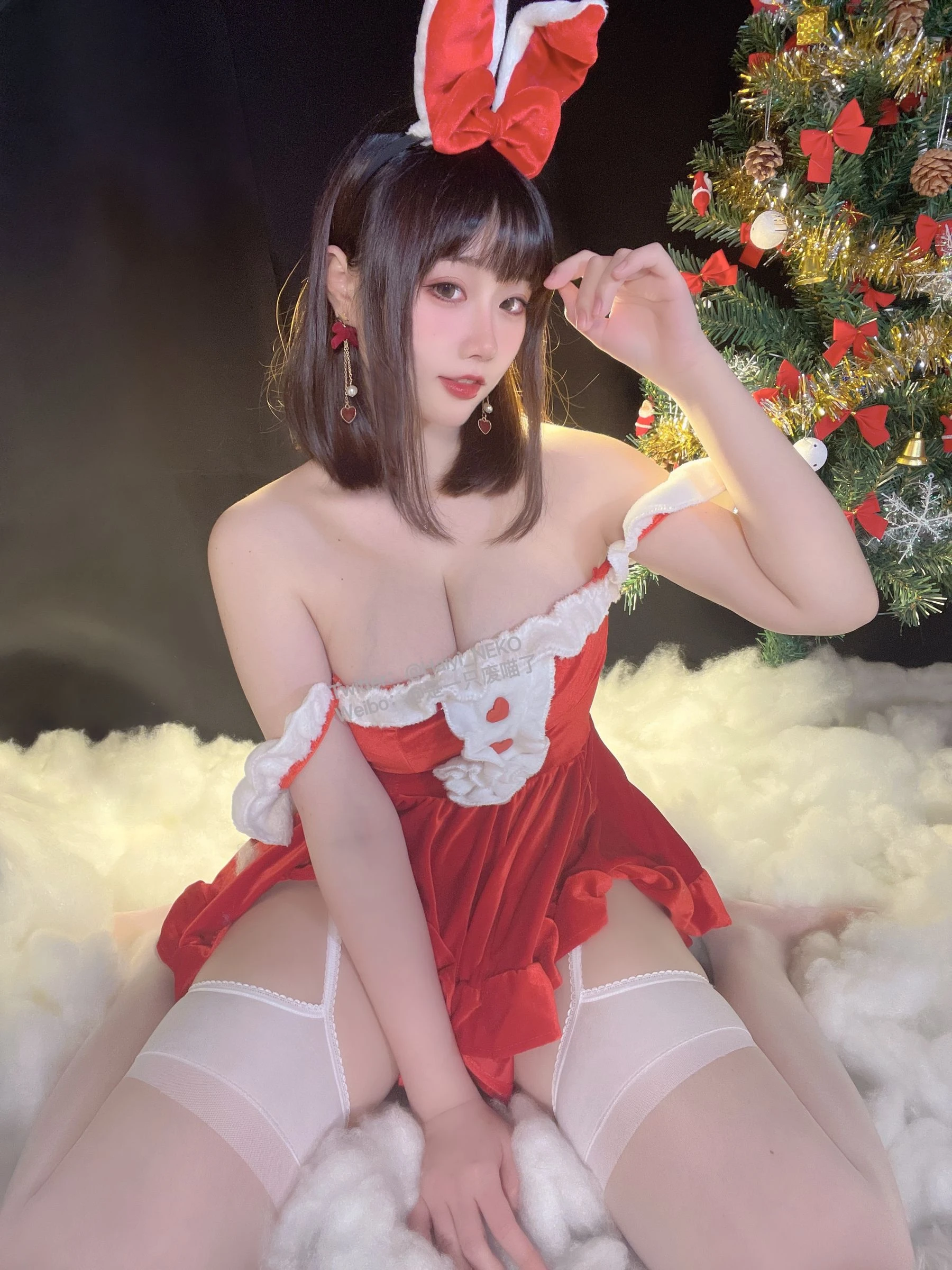 [主播]黃莉琪寫真圖集精選：黃莉琪清純神韻於攝影棚彰顯美腿曲線超清攝影 - 14