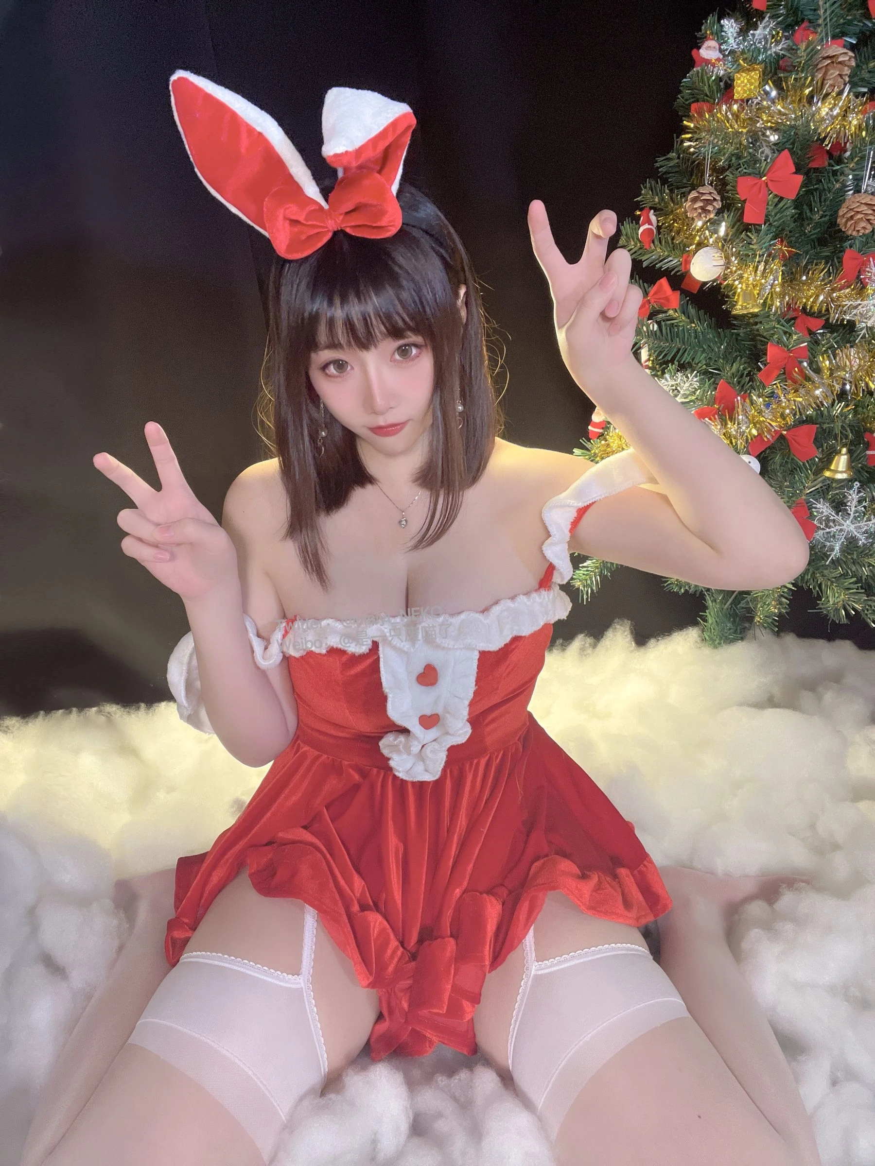 [主播]黃莉琪寫真圖集精選：黃莉琪清純神韻於攝影棚彰顯美腿曲線超清攝影 - 15