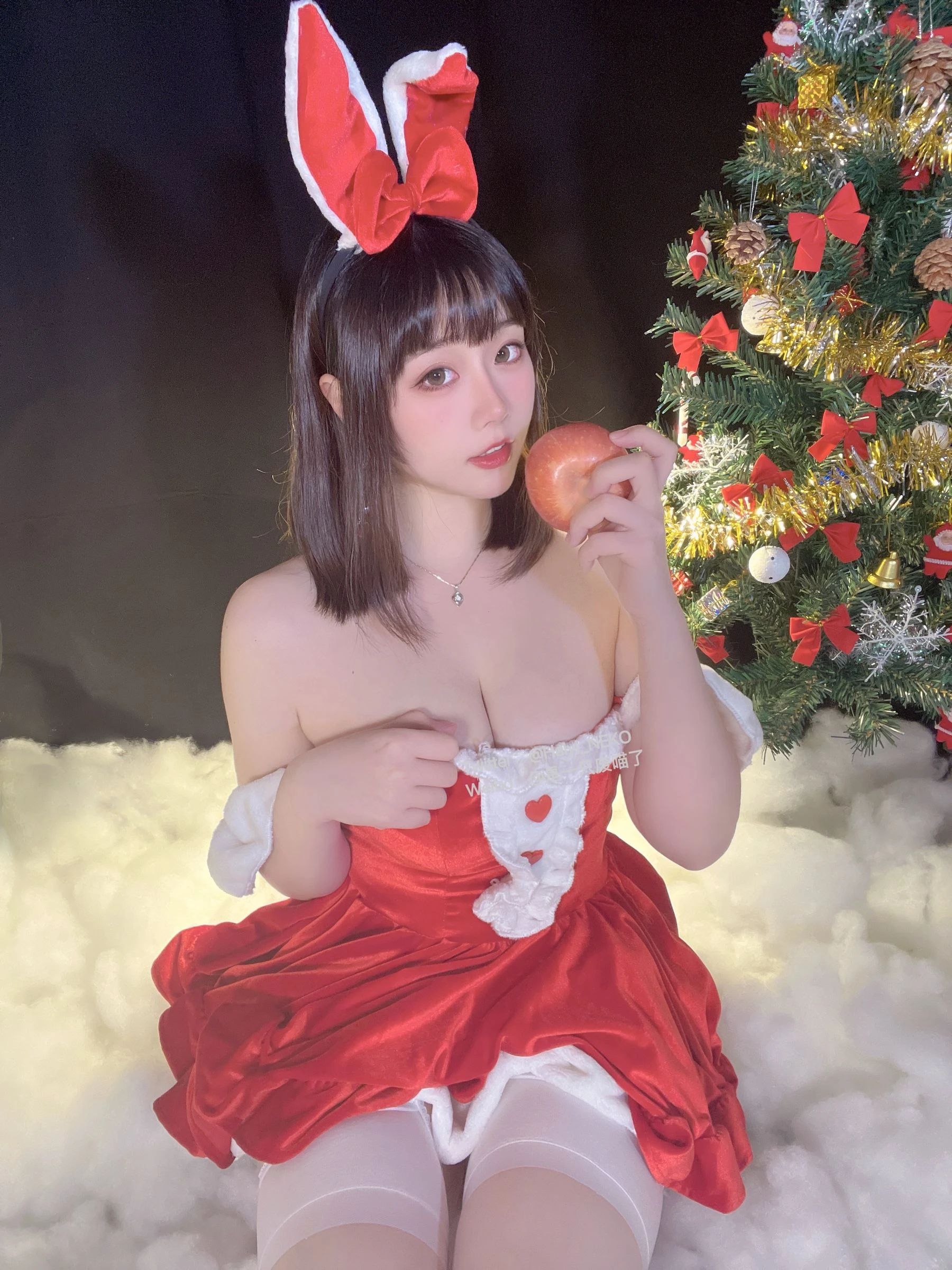 [主播]黃莉琪寫真圖集精選：黃莉琪清純神韻於攝影棚彰顯美腿曲線超清攝影 - 24