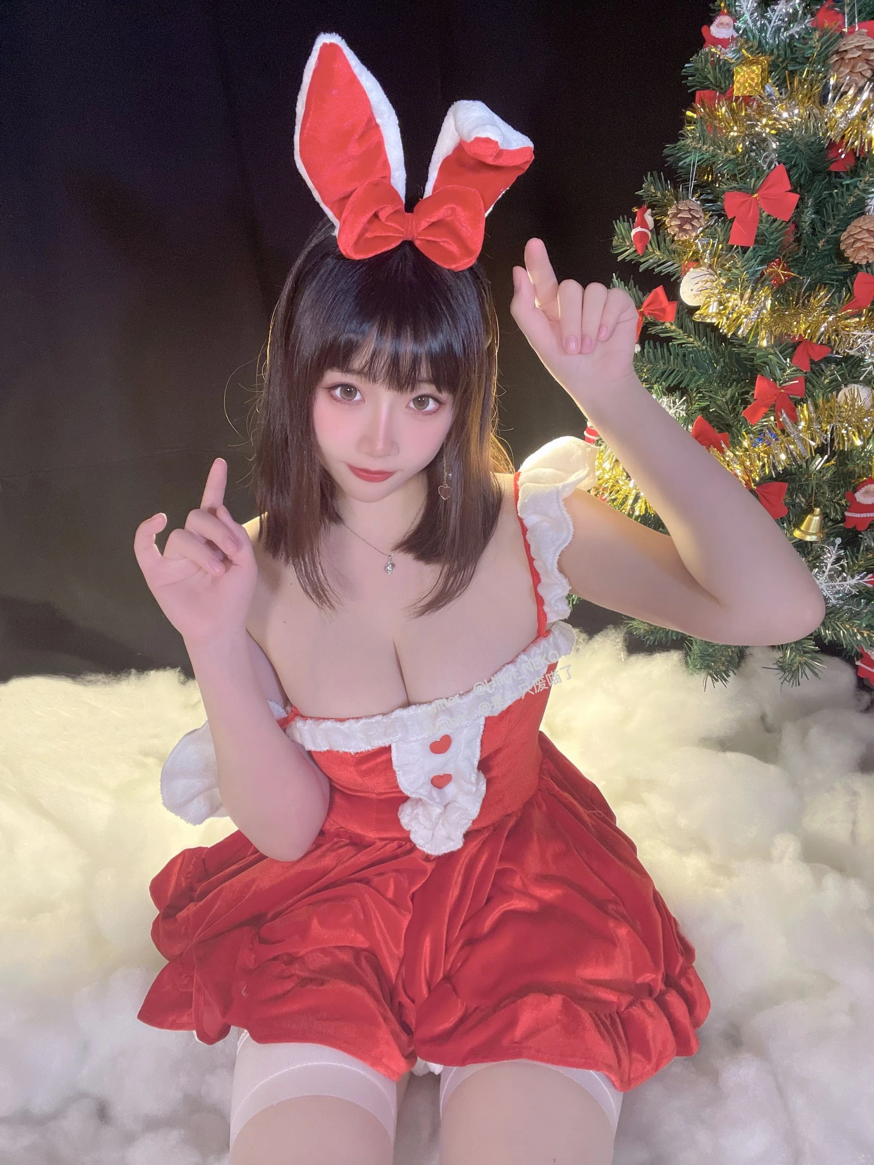 [主播]黃莉琪寫真圖集精選：黃莉琪清純神韻於攝影棚彰顯美腿曲線超清攝影 - 29