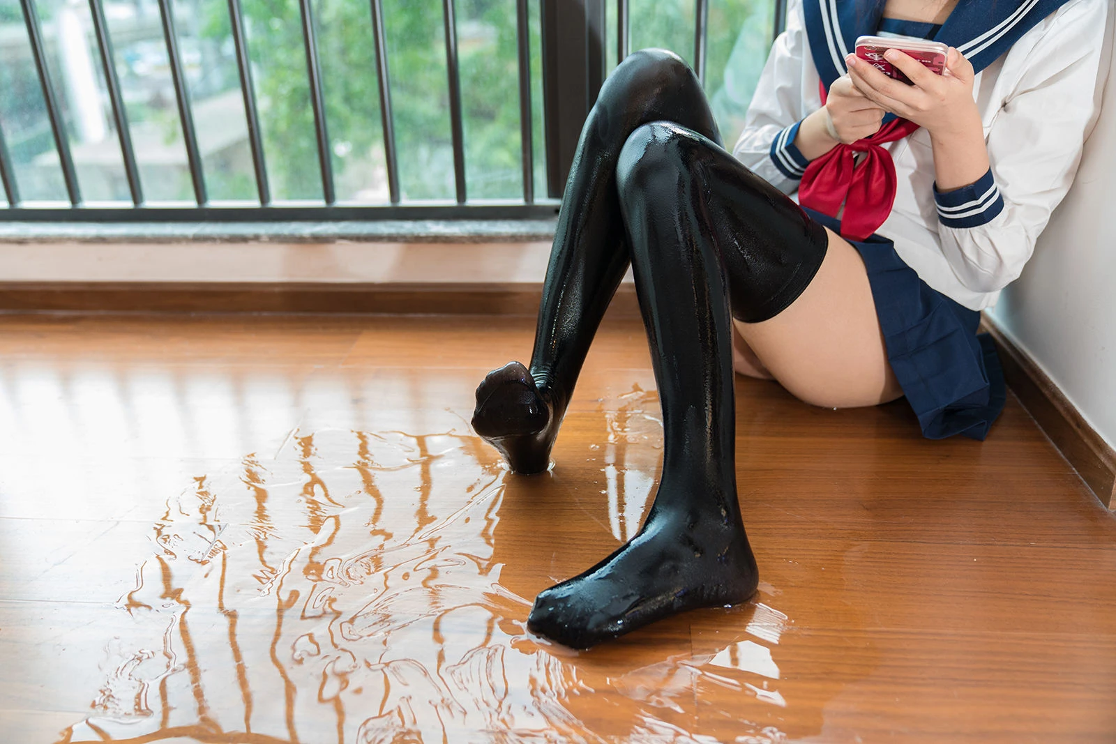 [美女]李欣怡李欣怡街拍珍藏美圖：魅惑風採釋放美腿誘惑彰顯寫真大片 - 16