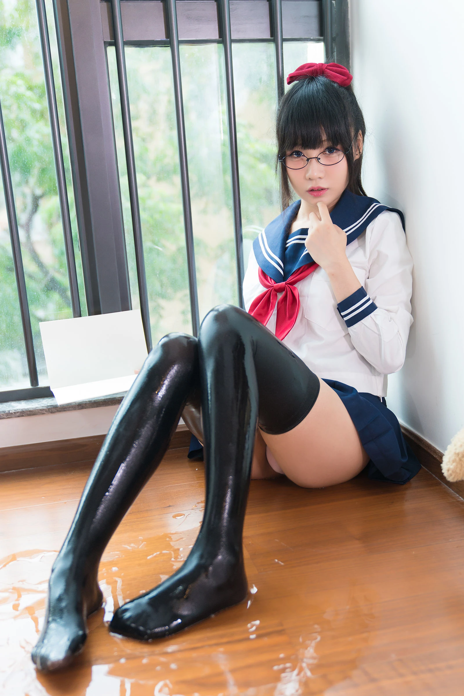 [美女]李欣怡李欣怡街拍珍藏美圖：魅惑風採釋放美腿誘惑彰顯寫真大片 - 7
