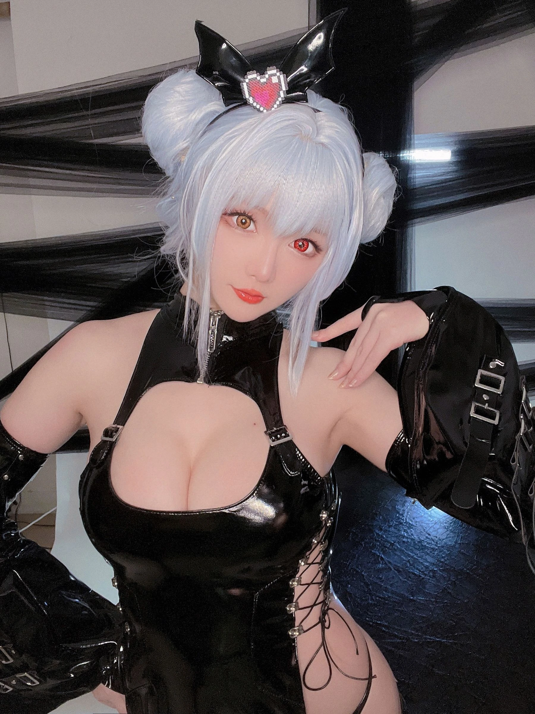 [護士]曹雨彤自然光獨家藝術珍藏：曹雨彤火辣演繹長腿完美氣質展現寫真藝術 - 18