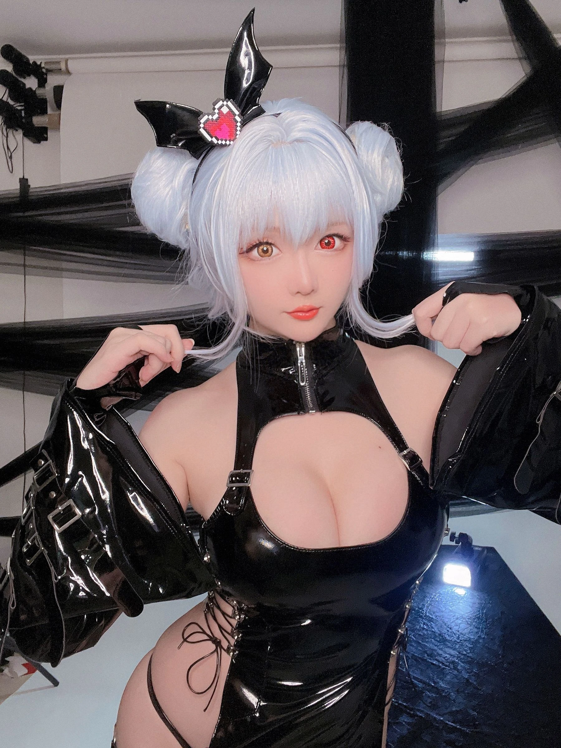 [護士]曹雨彤自然光獨家藝術珍藏：曹雨彤火辣演繹長腿完美氣質展現寫真藝術 - 33