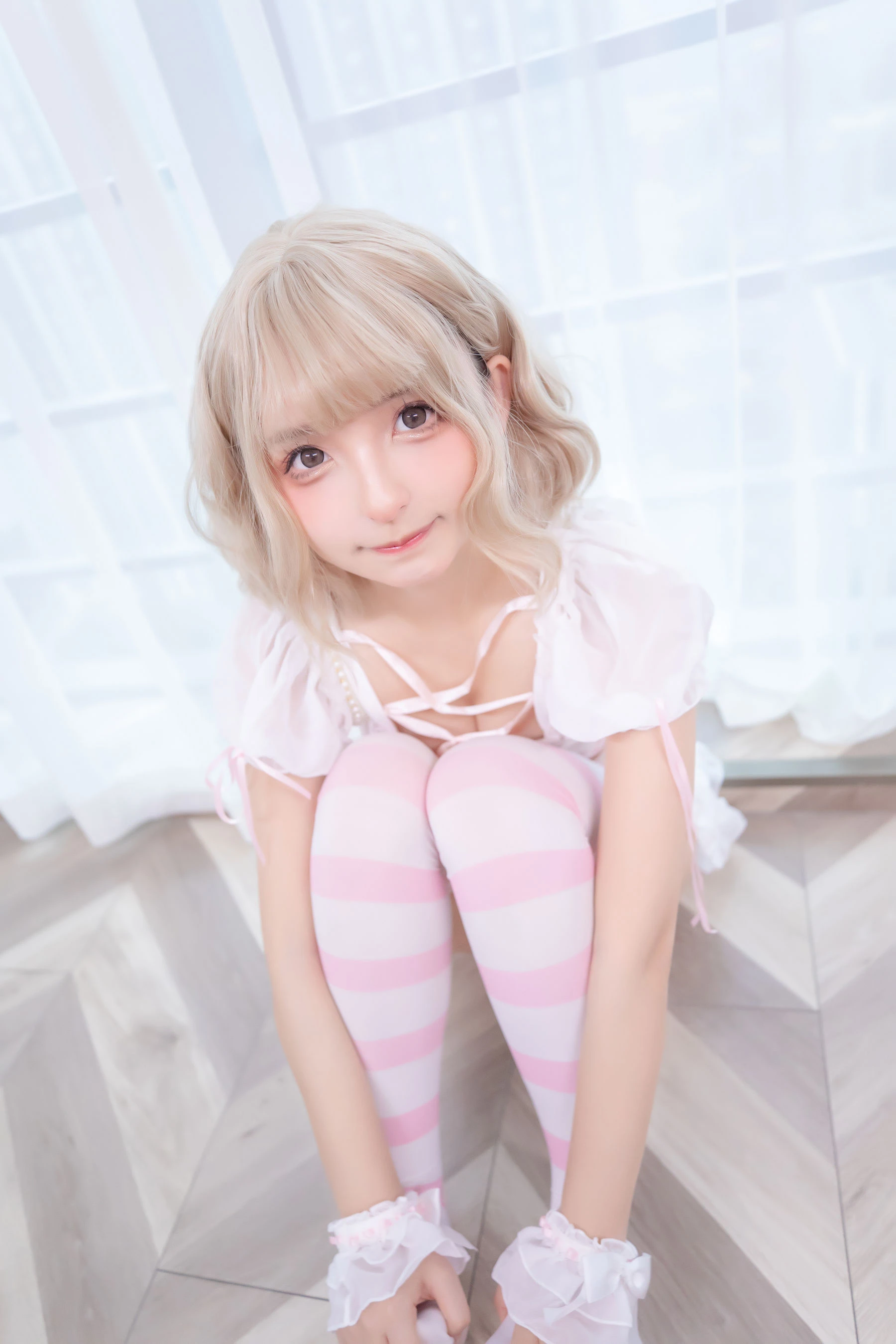 [Cosplay]唐雅靜大片攝影大師作：唐雅靜性感於寫真館釋放翹臀風情獨家演繹 - 17